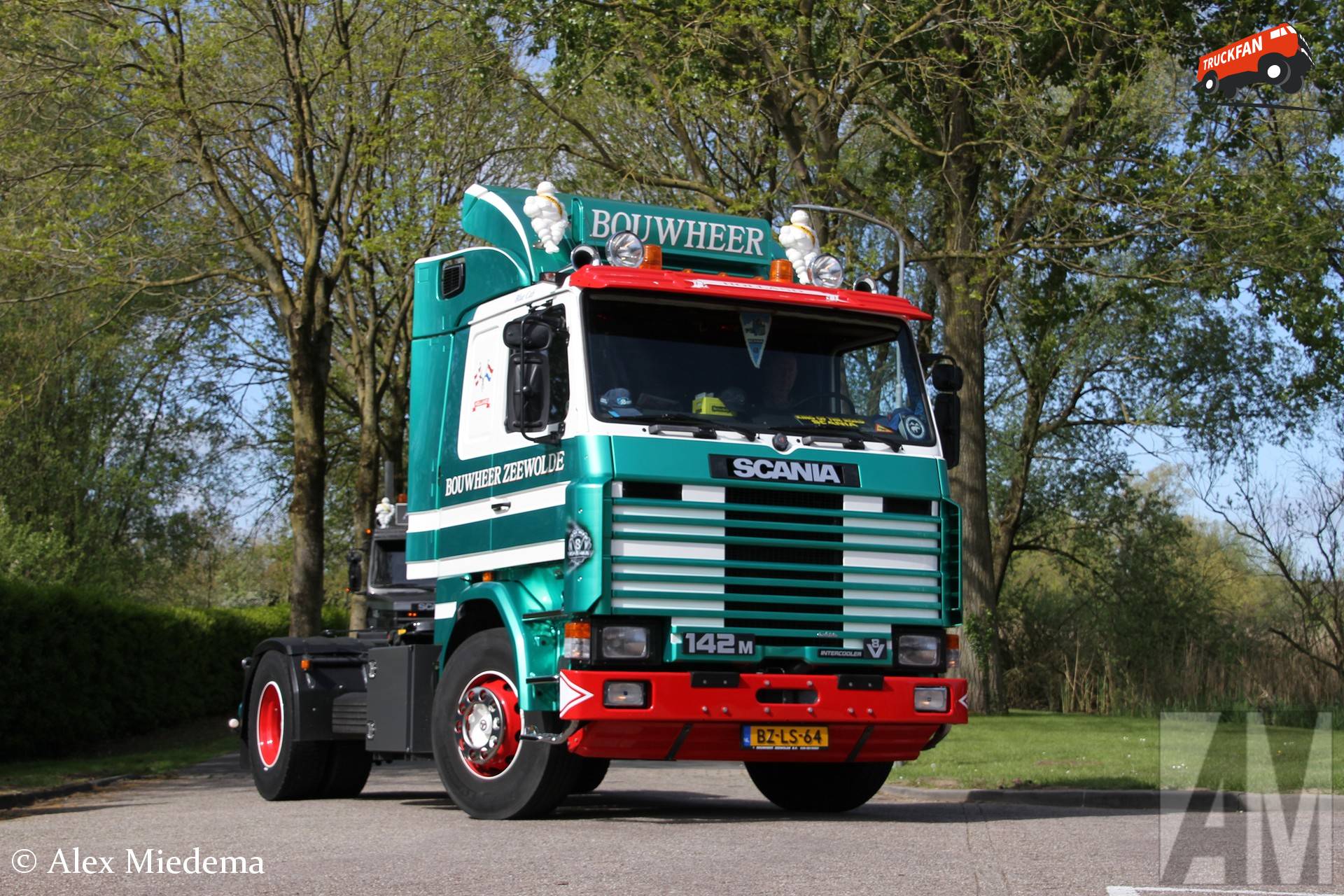 Scania 142 truck eigendom van Bouwheer Services B.V.