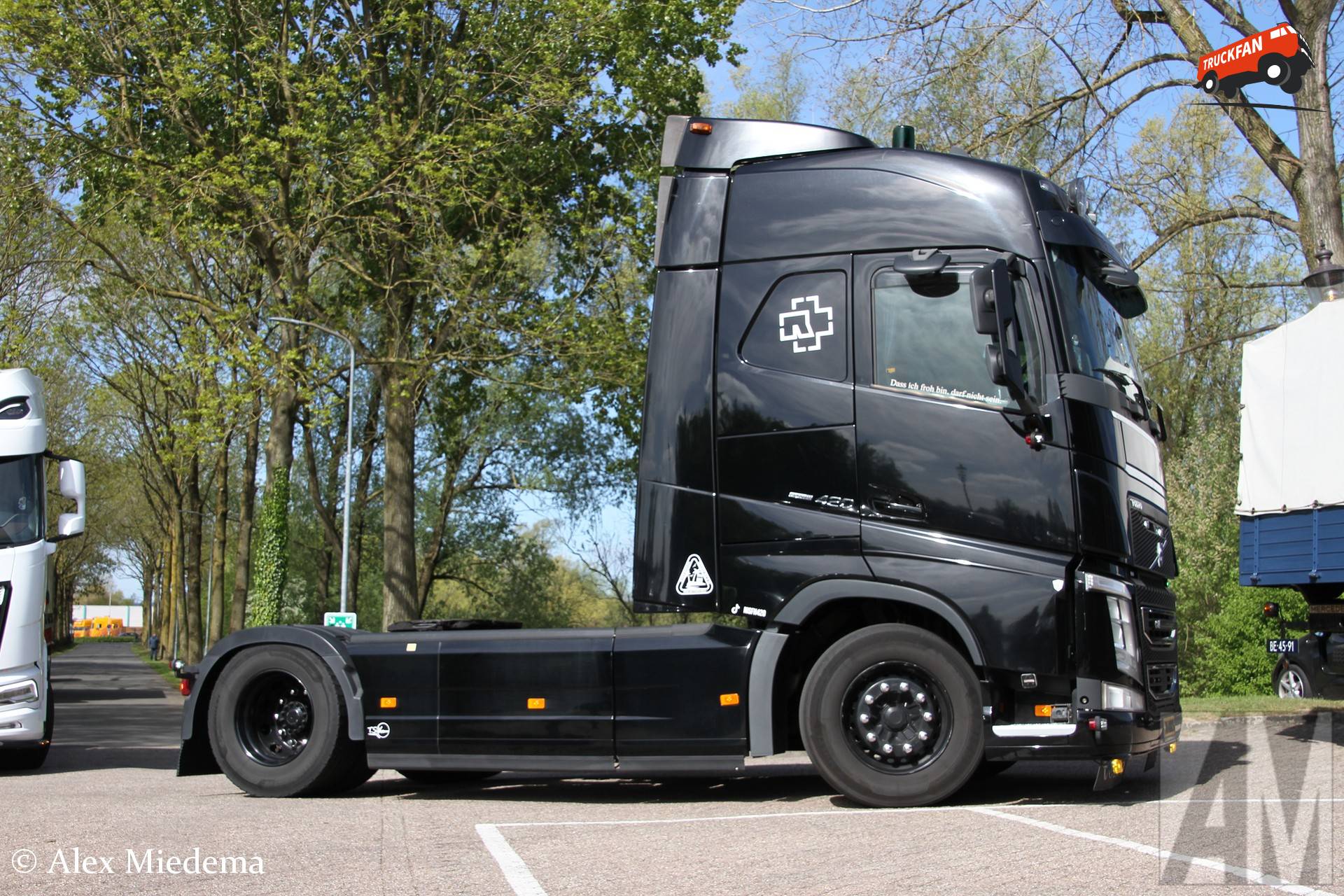 Volvo FH 4th generation at Trucks & Coffee event