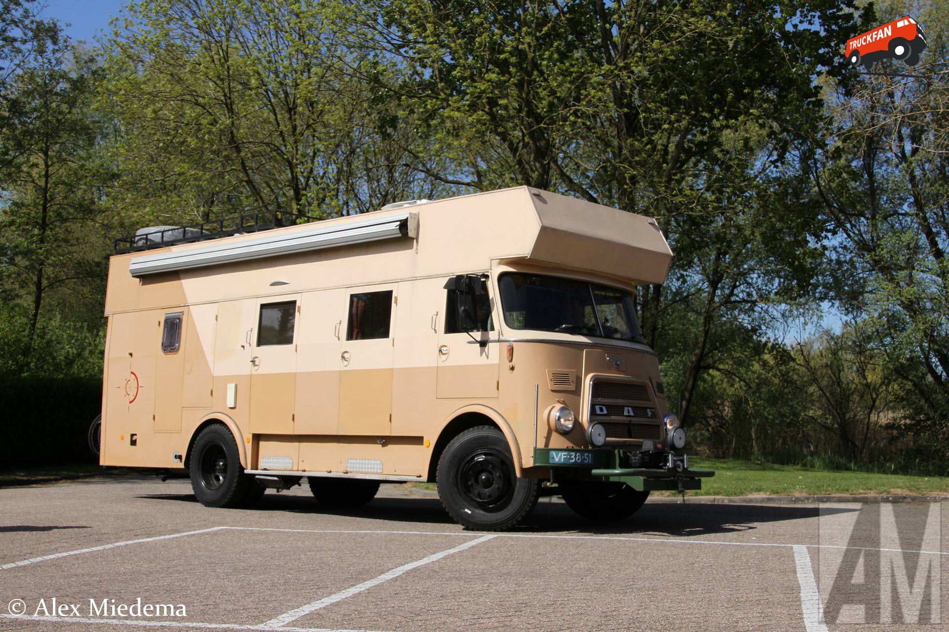 DAF A1300 truck at Trucks & Coffee event