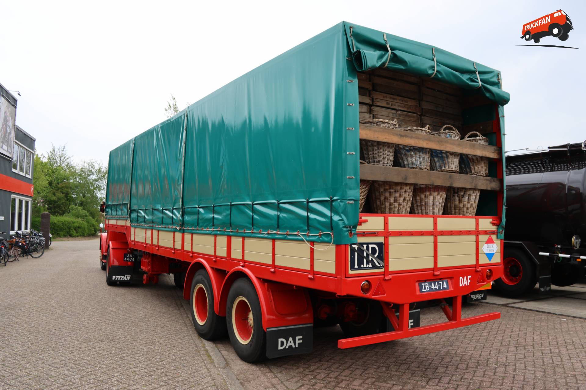 DAF trailer bij HAV N-H rit evenement