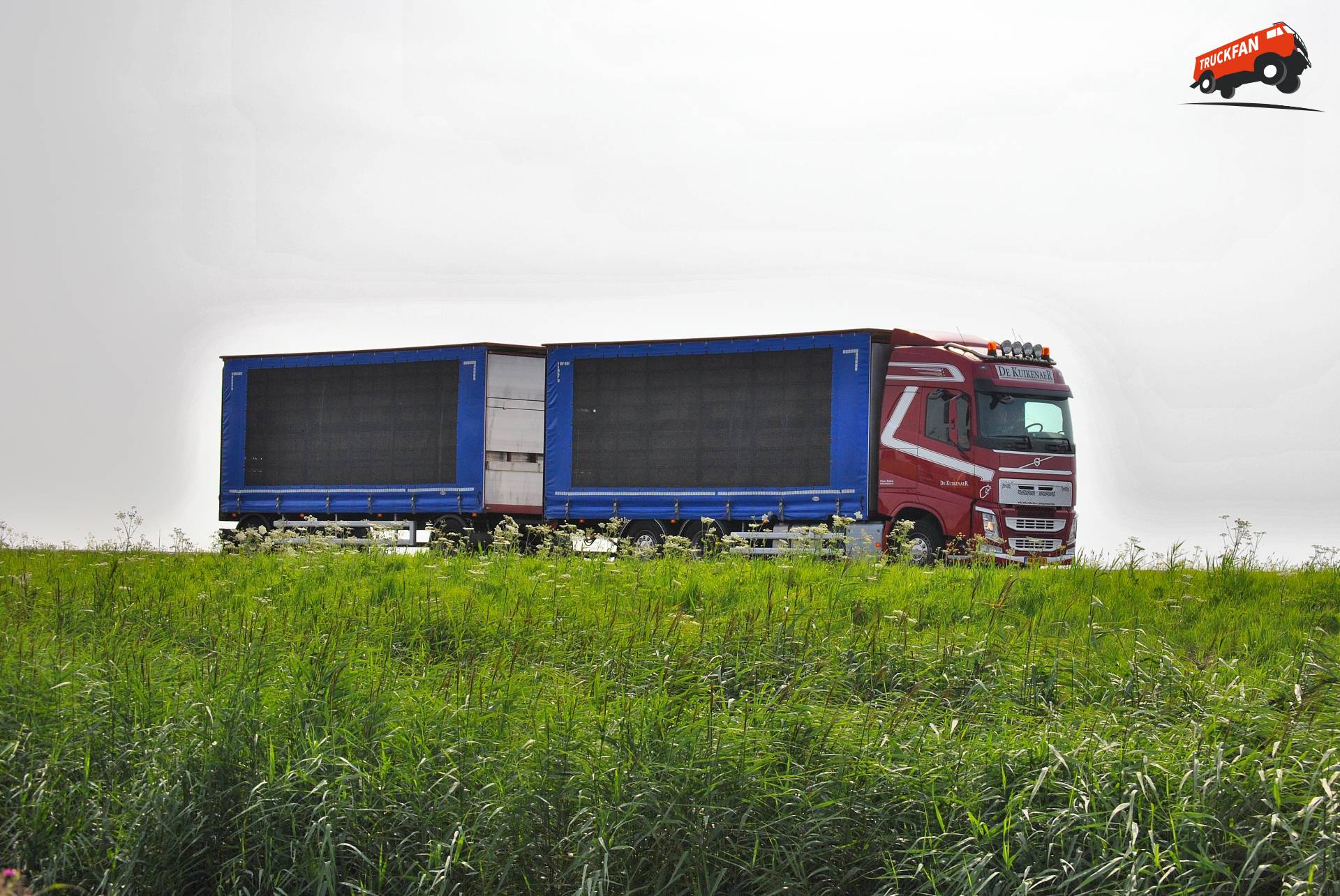 Volvo FH4 De Kuikenaer Plukon Blokker