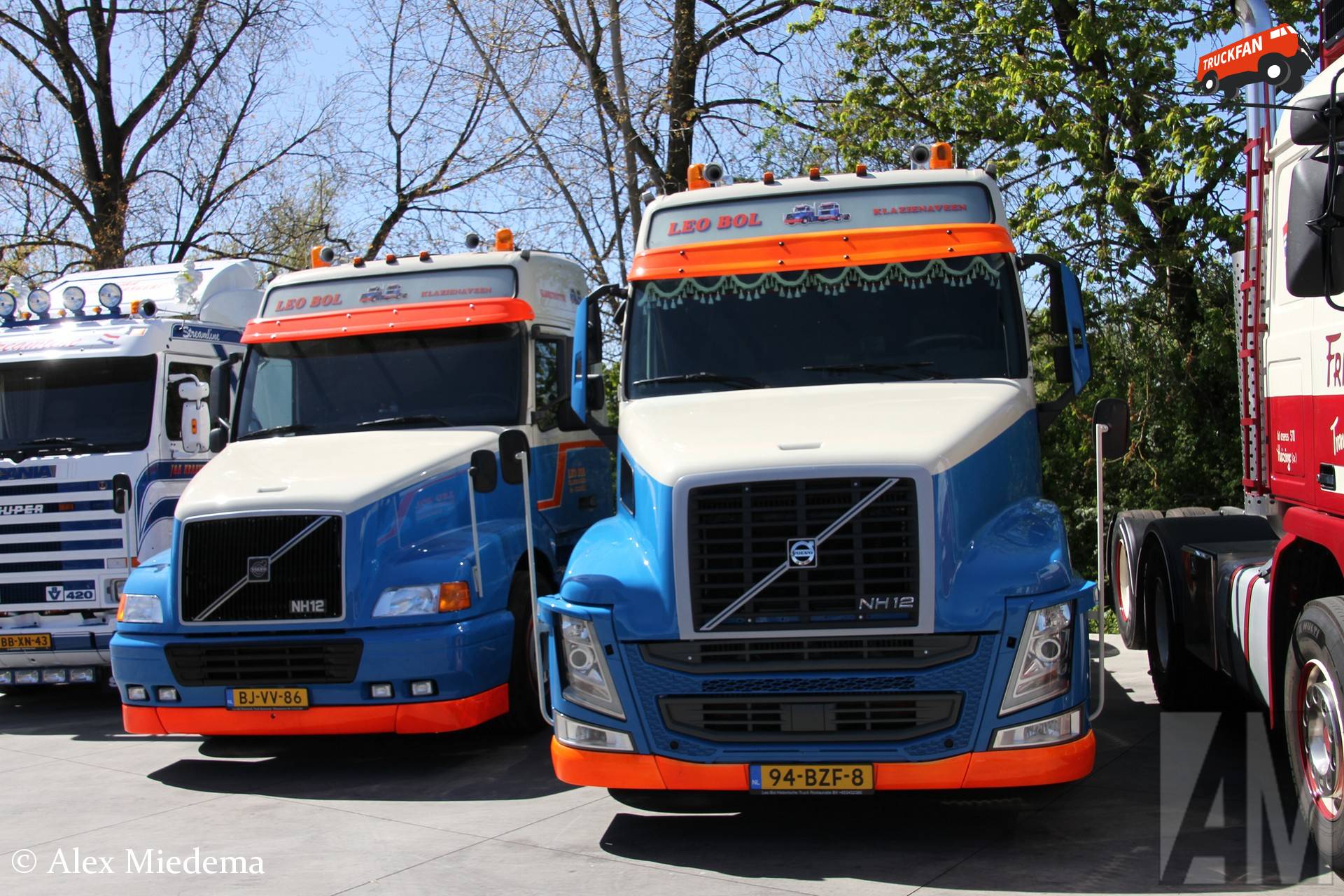 Twee Volvo NH12 trucks van Leo Bol op Trucks & Coffee