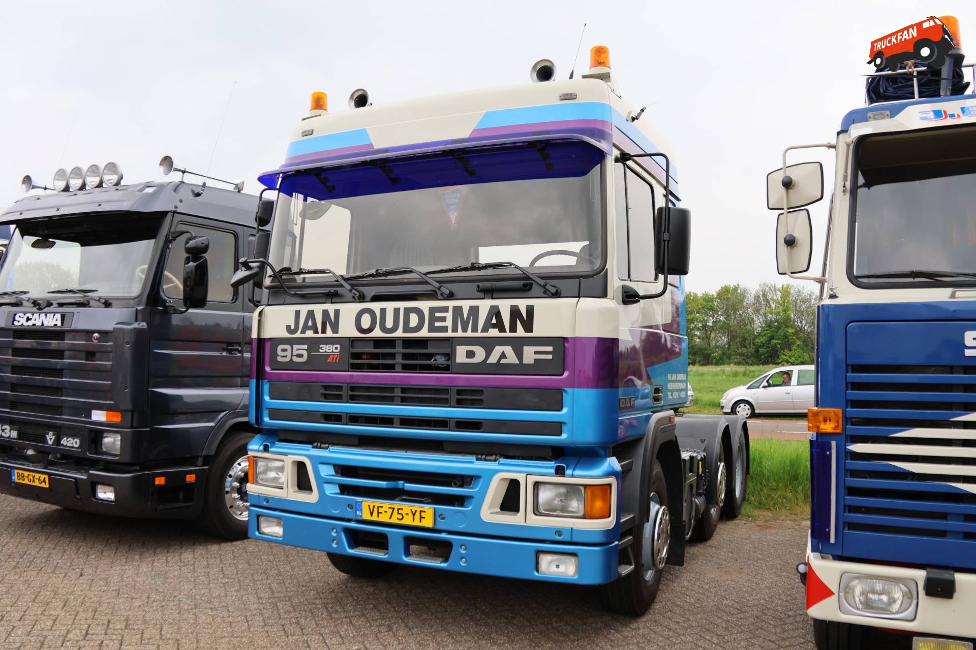 DAF 95 truck on a HAV N-H route