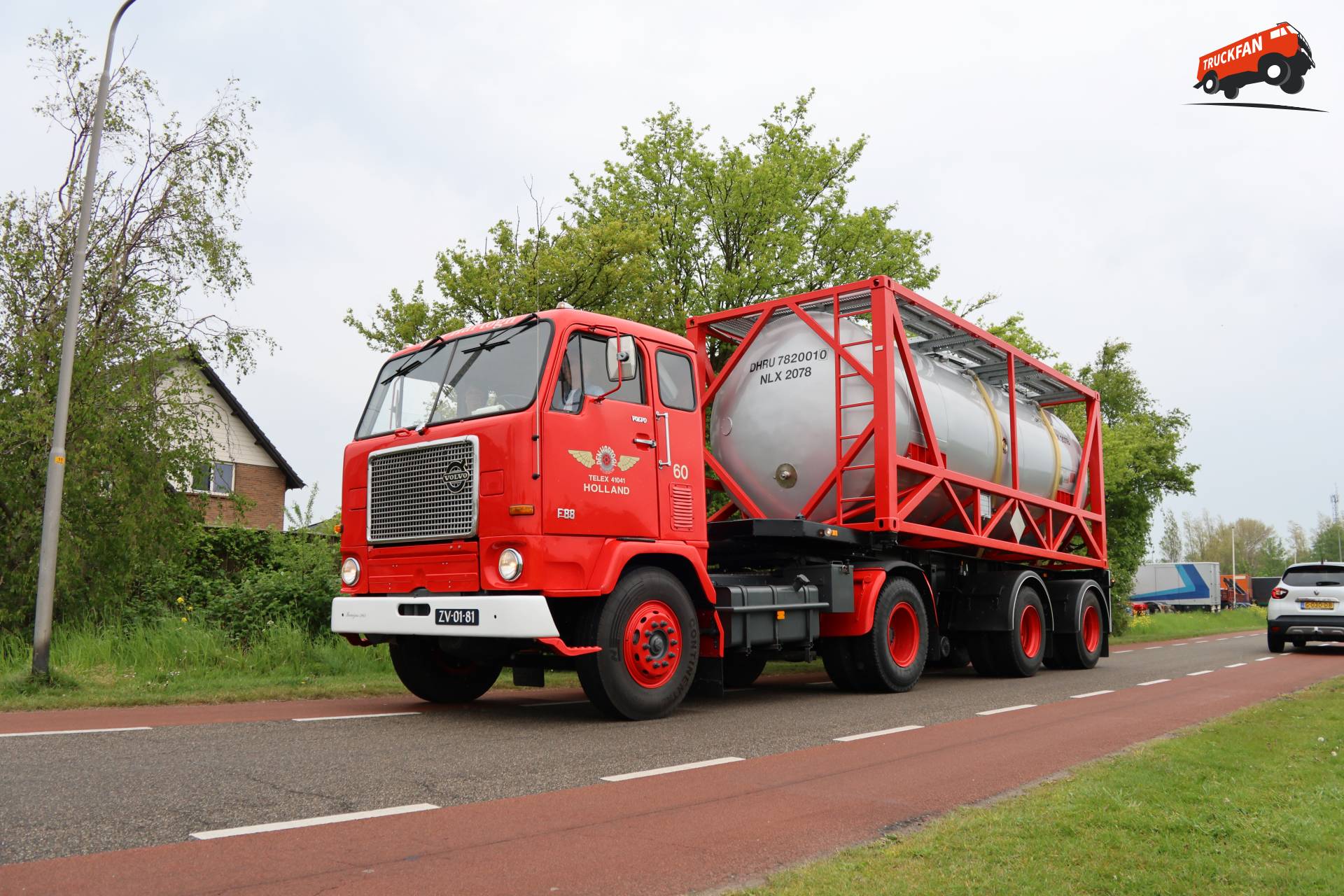 Volvo F88 truck owned by den Hartogh