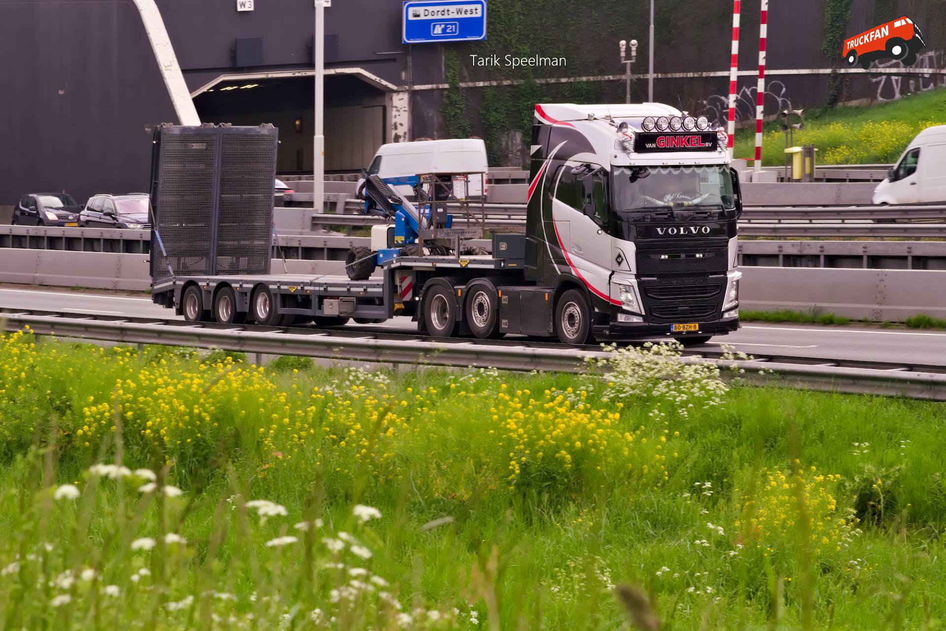 Volvo FH 4th Gen vrachtwagen met kenteken 80-BZH-8