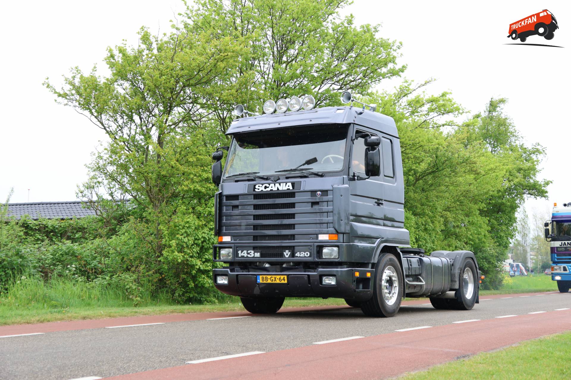 Scania 143 truck on HAV N-H trip