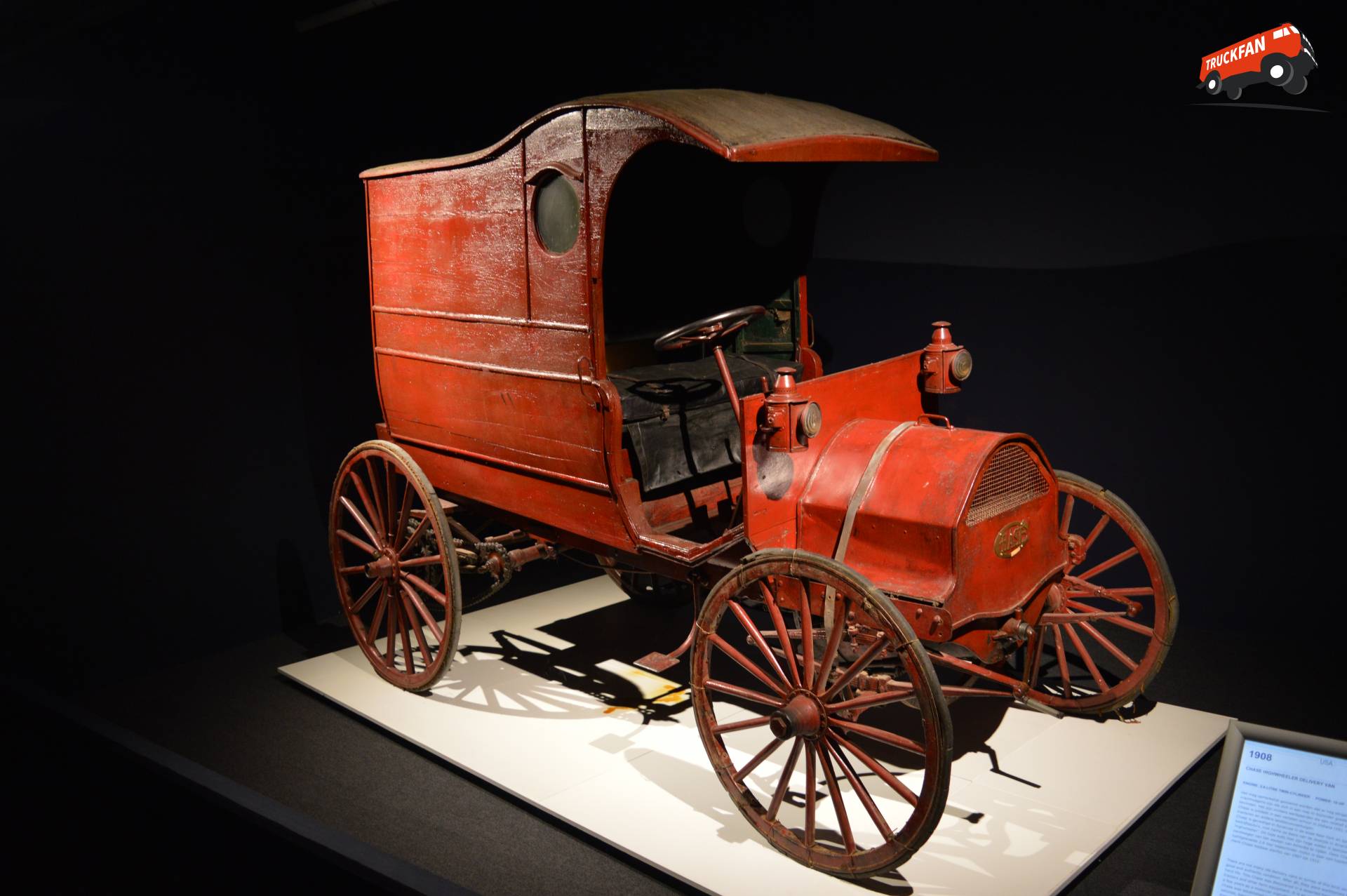 Chase bestelwagen uit 1908 in Louwman Museum