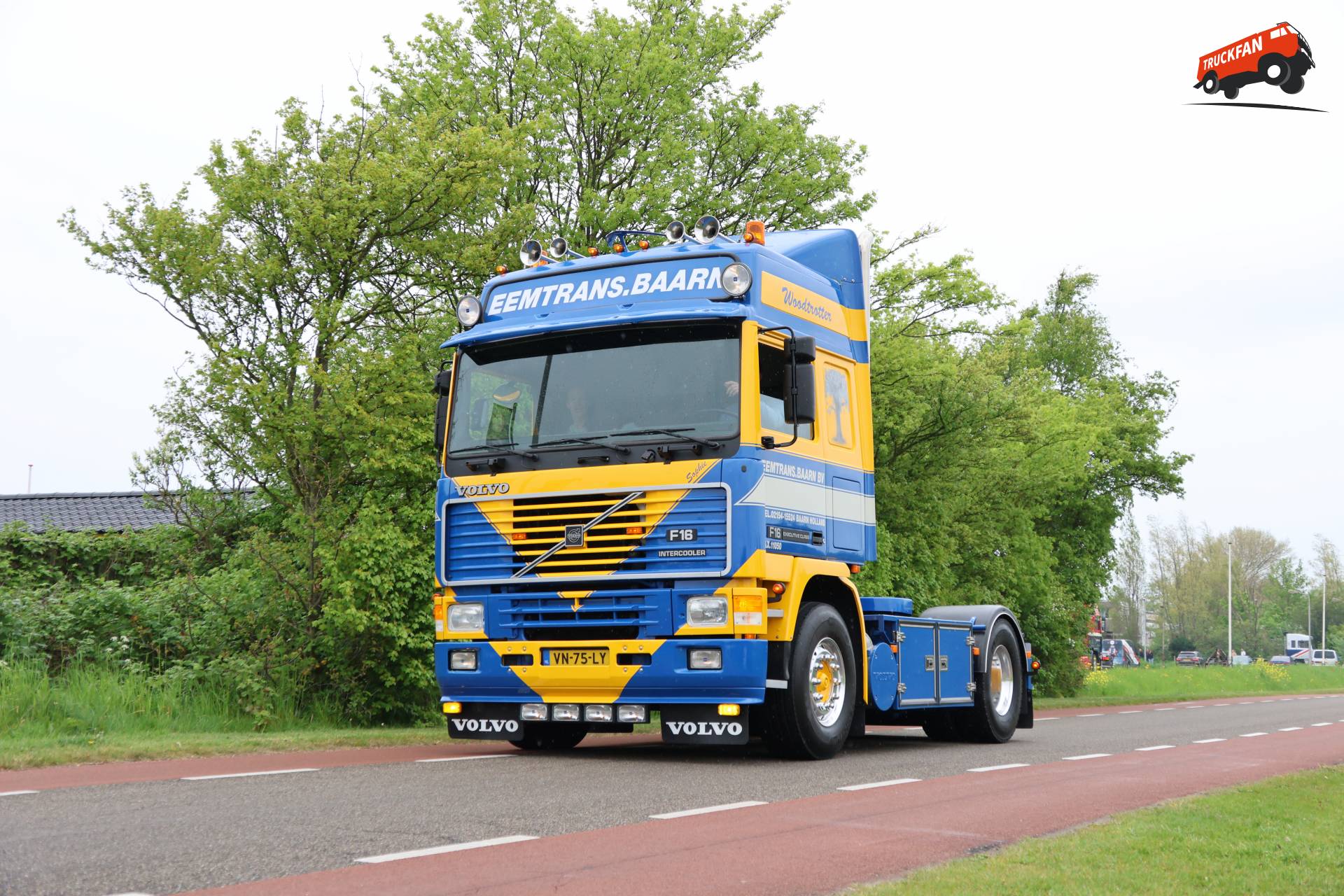 Volvo F16 vrachtwagen van Eemtrans