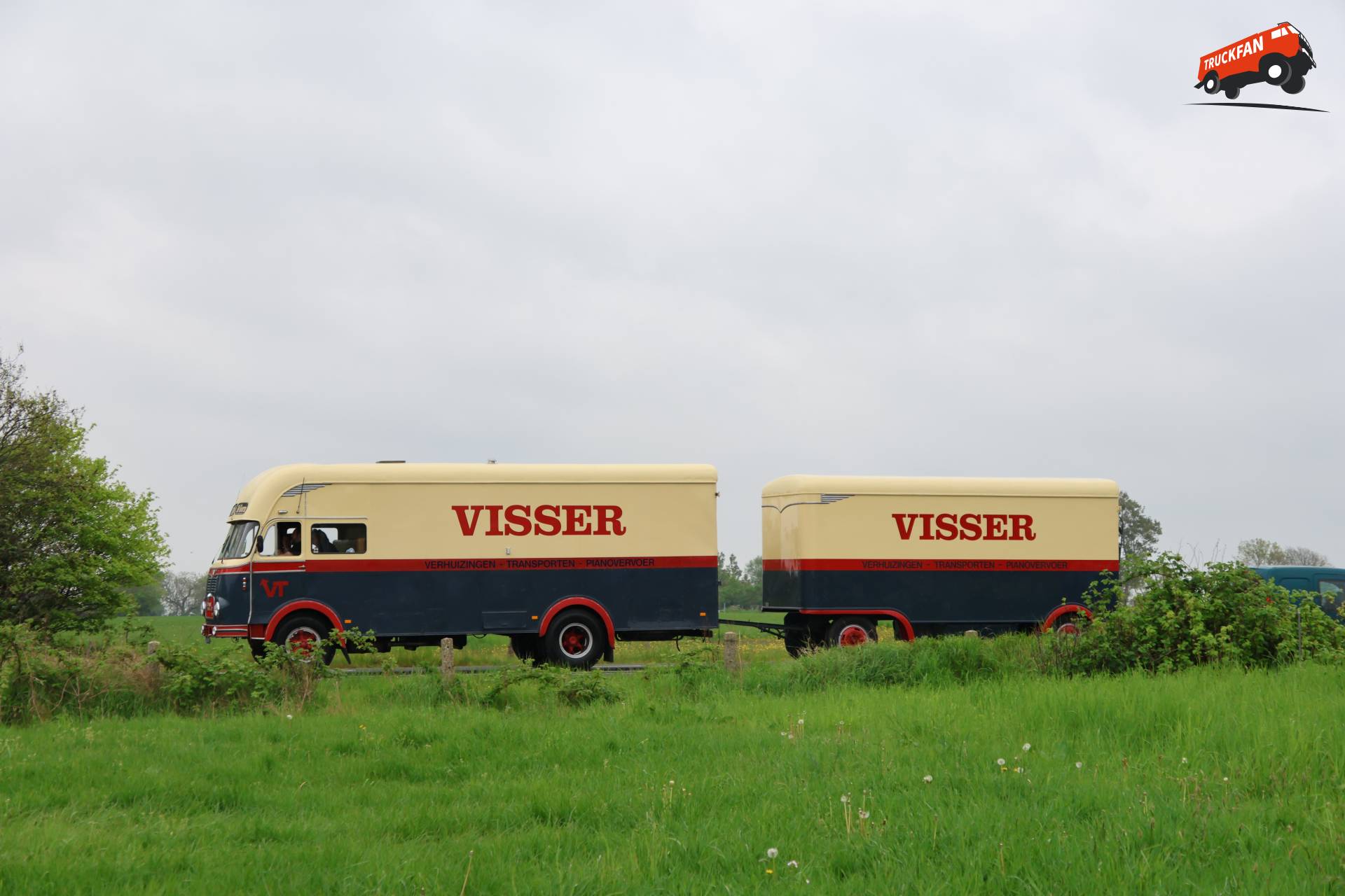 MAN 770 met Ackermann aanhanger