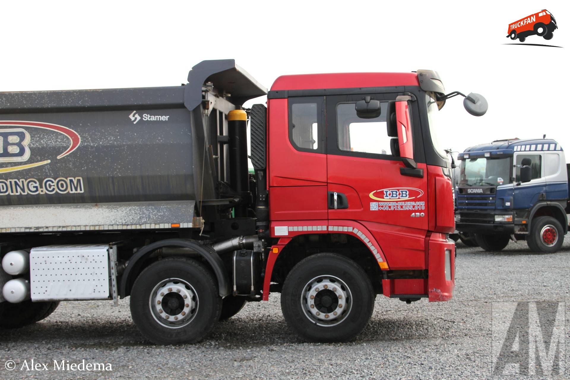 Truston vrachtwagen met Stamer opbouw in Moerdijk