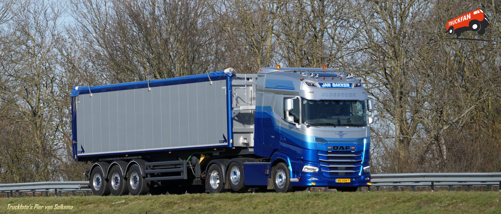 DAF XG Truck op A7 bij Sneek