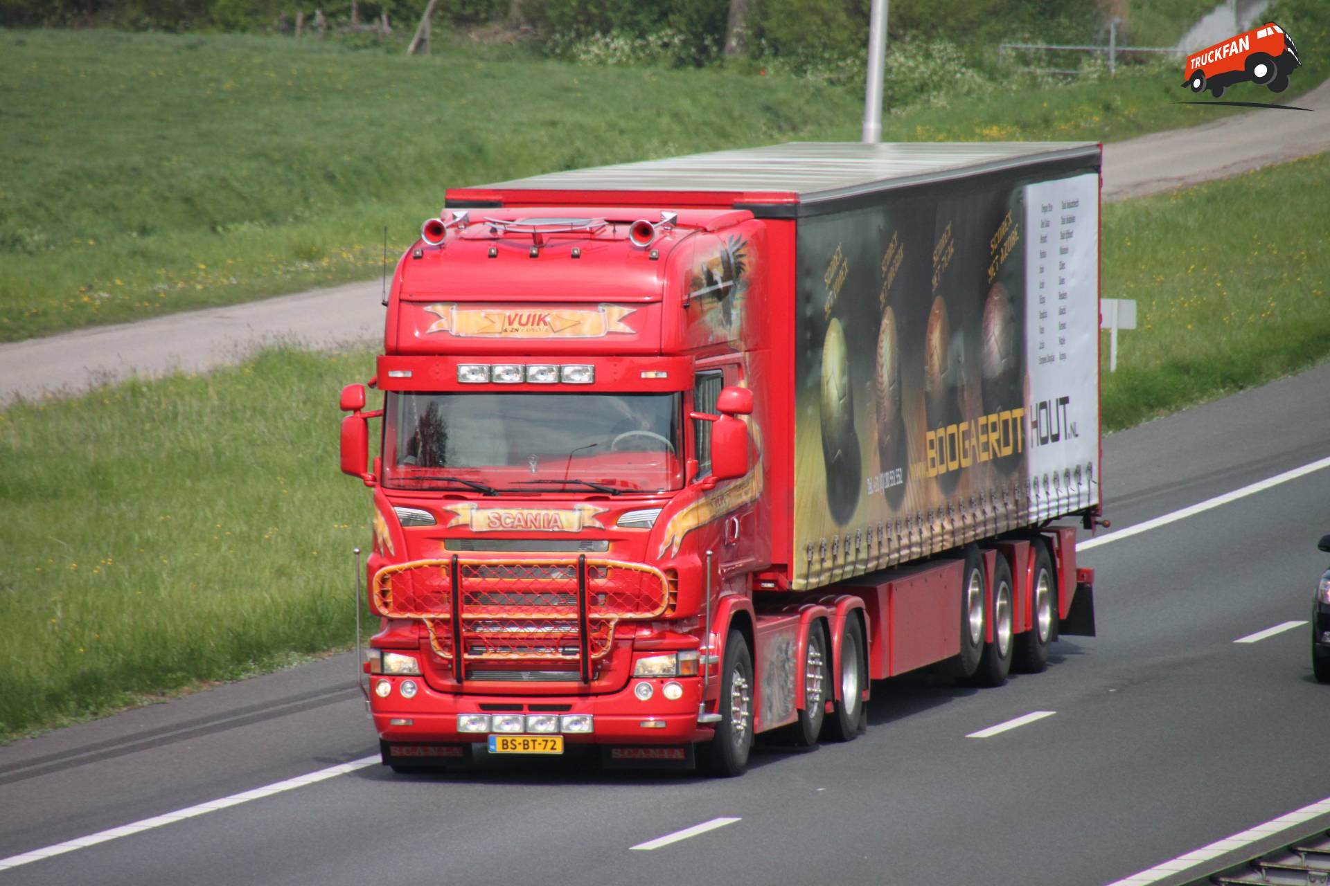 Scania R420 truck by Vuik