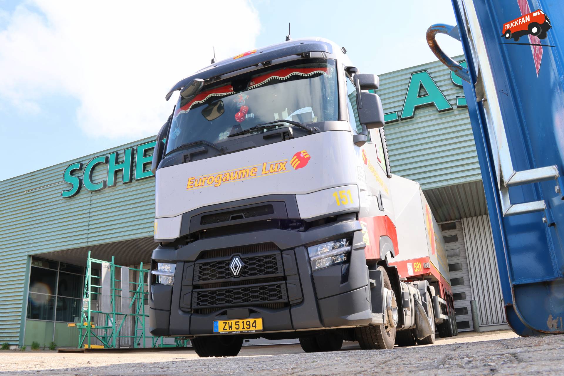 Renault T-serie vrachtwagen van Eurogaume Lux