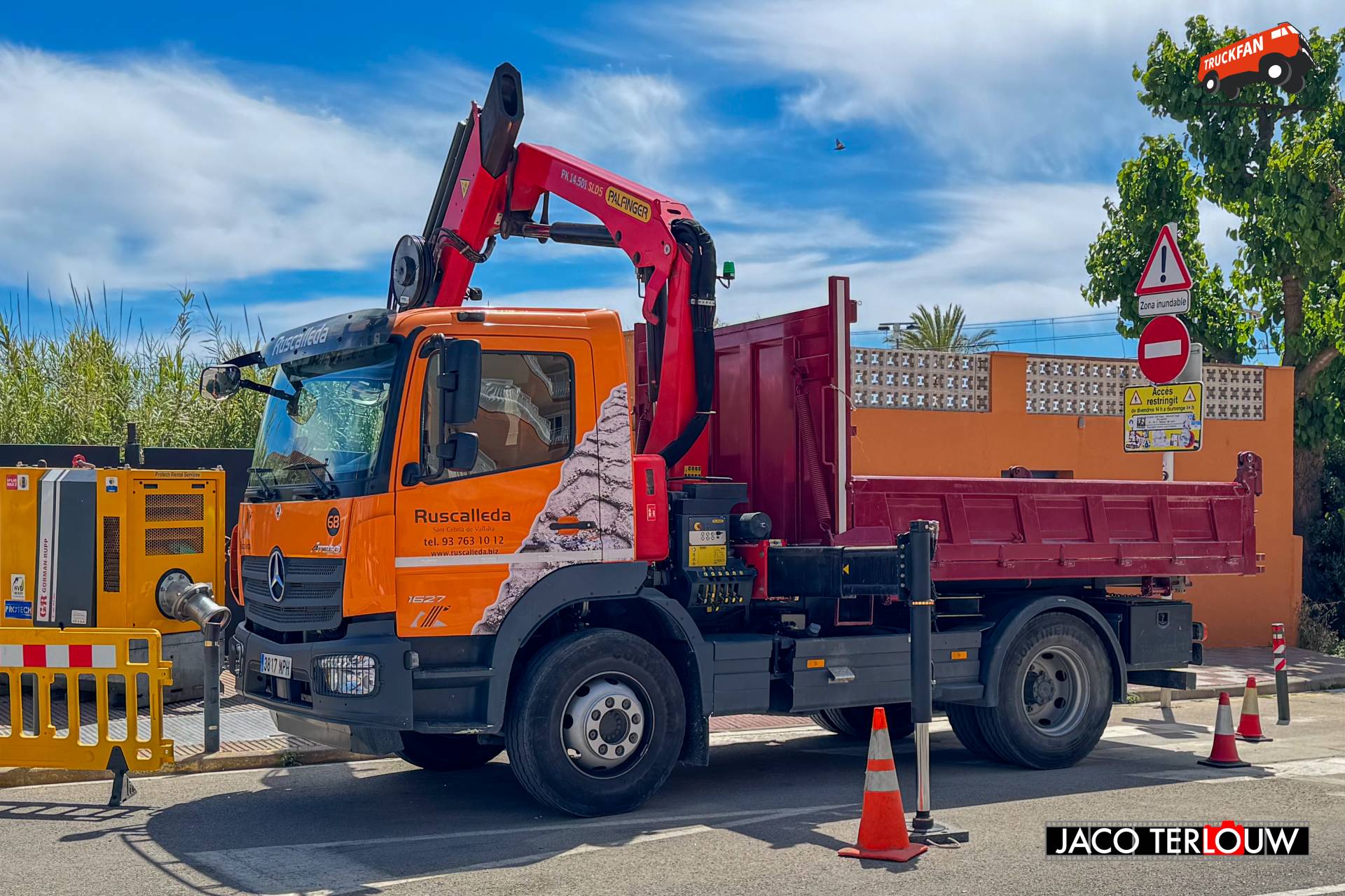 Mercedes-Benz Atego kipper in Malgrat de Mar