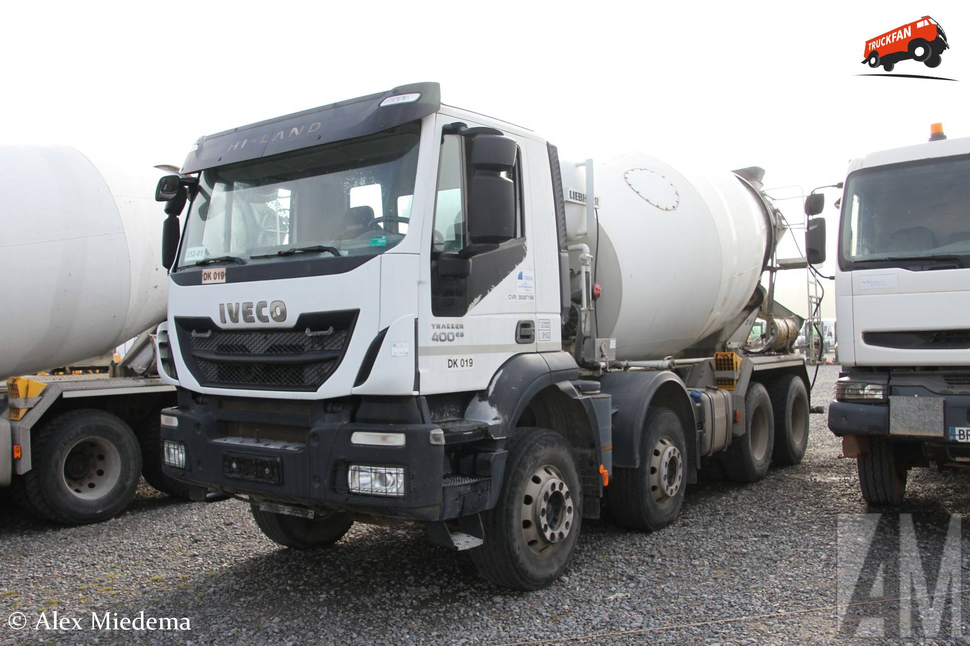 Iveco Trakker 400 Hi-Land met Liebherr mixer