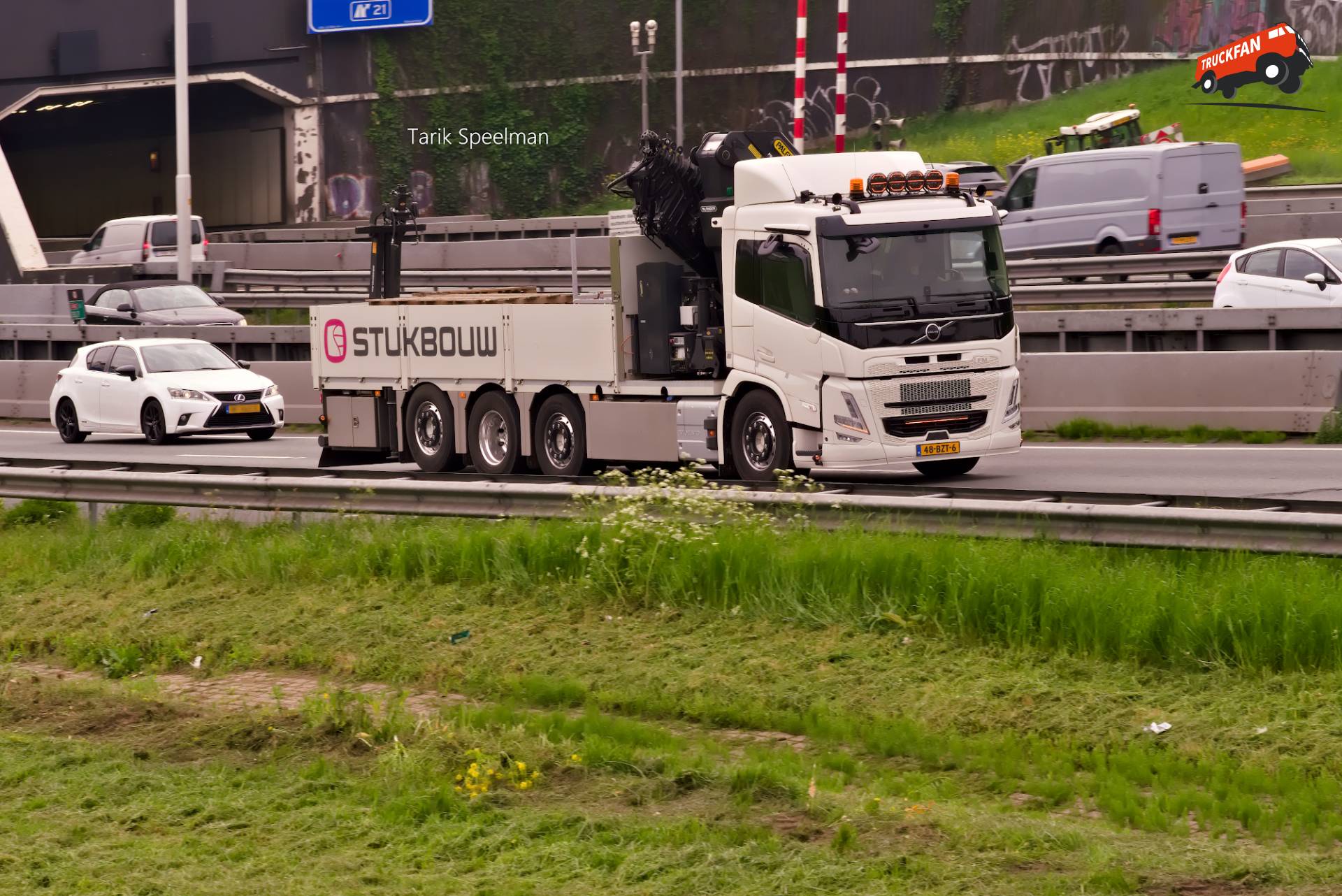 Volvo FM 5th Gen vrachtwagen met kenteken 48-BZT-6