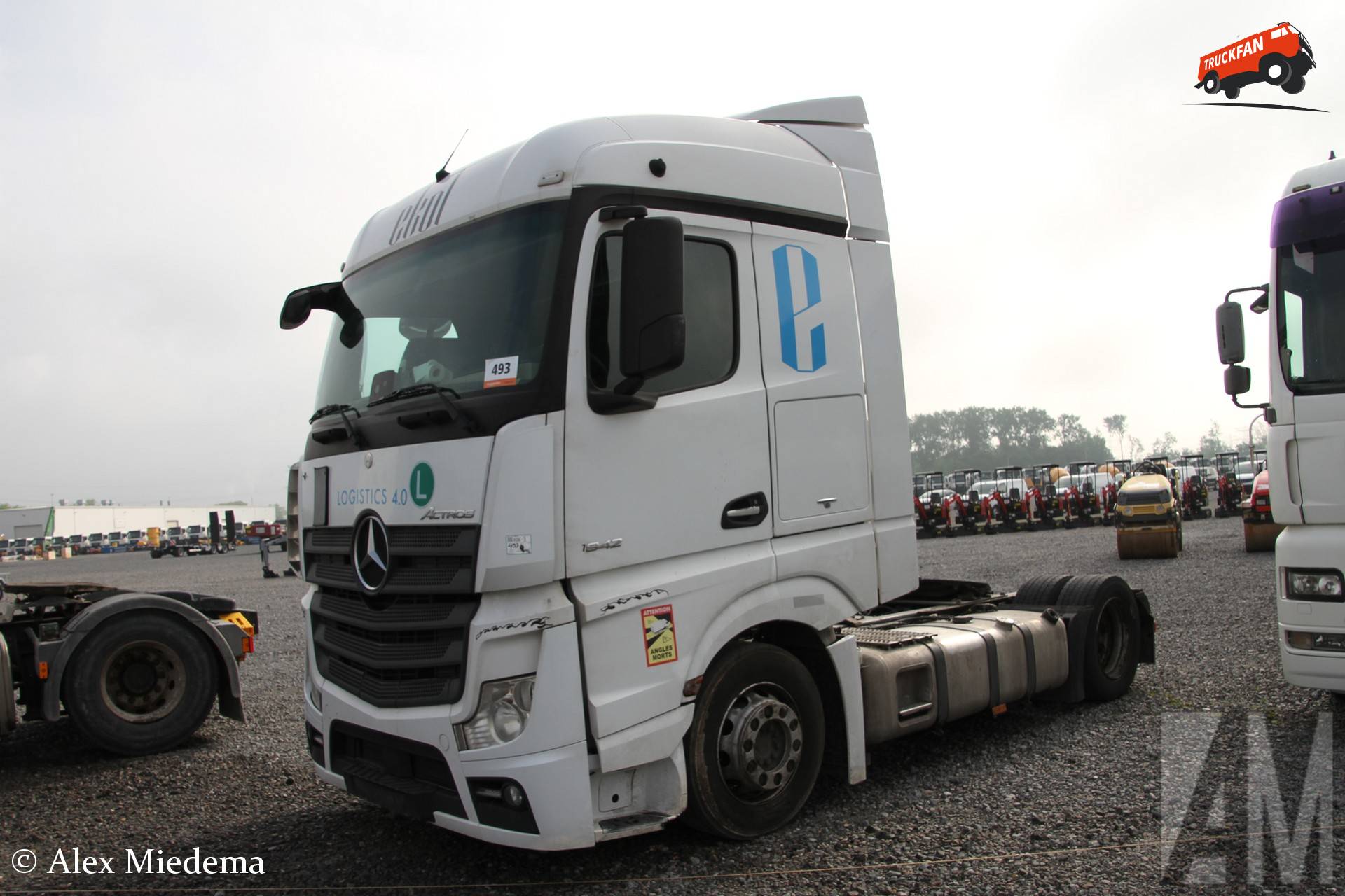 Mercedes-Benz Actros 1842 truck at auction