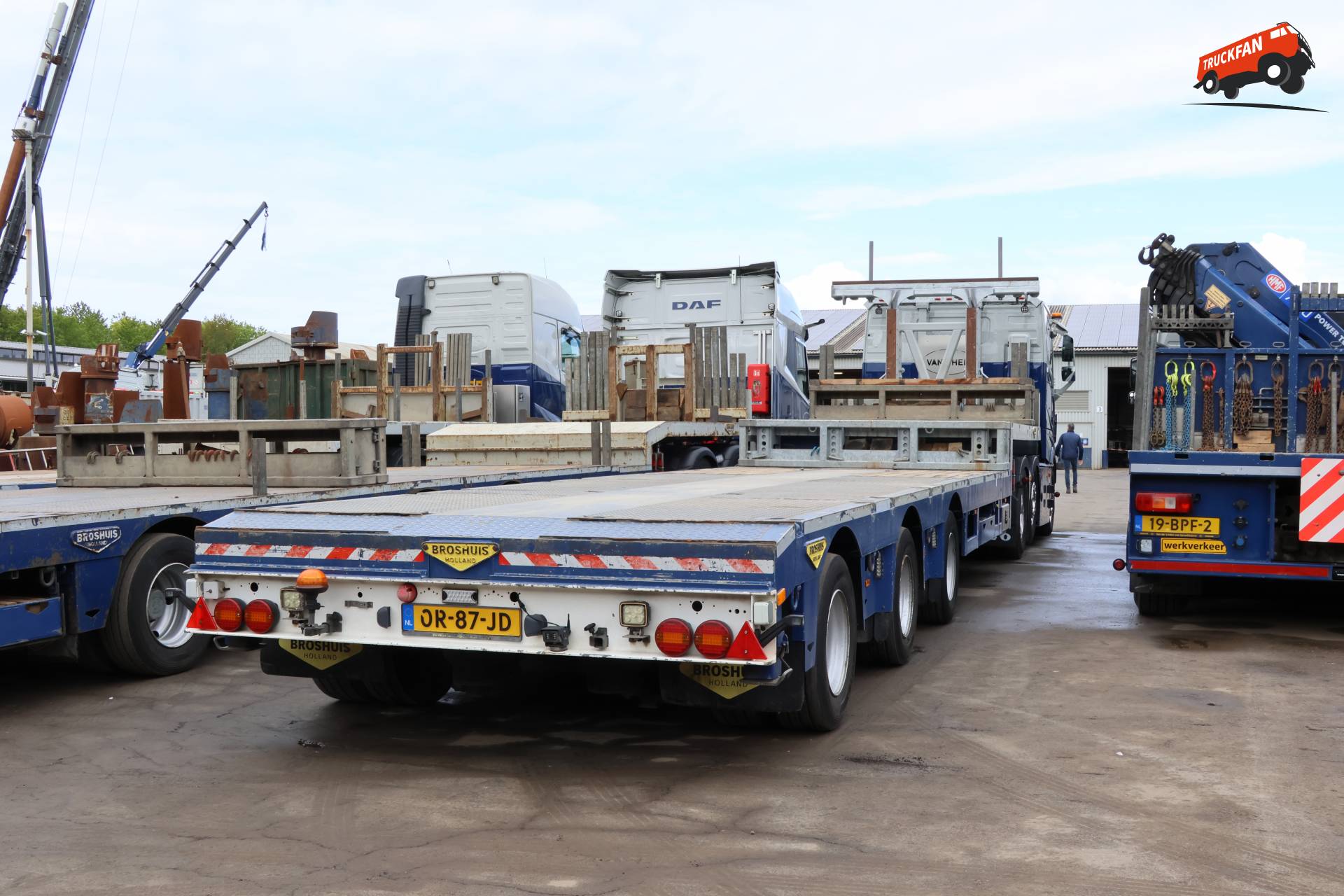 Broshuis trailer at Open Day of 't Hek