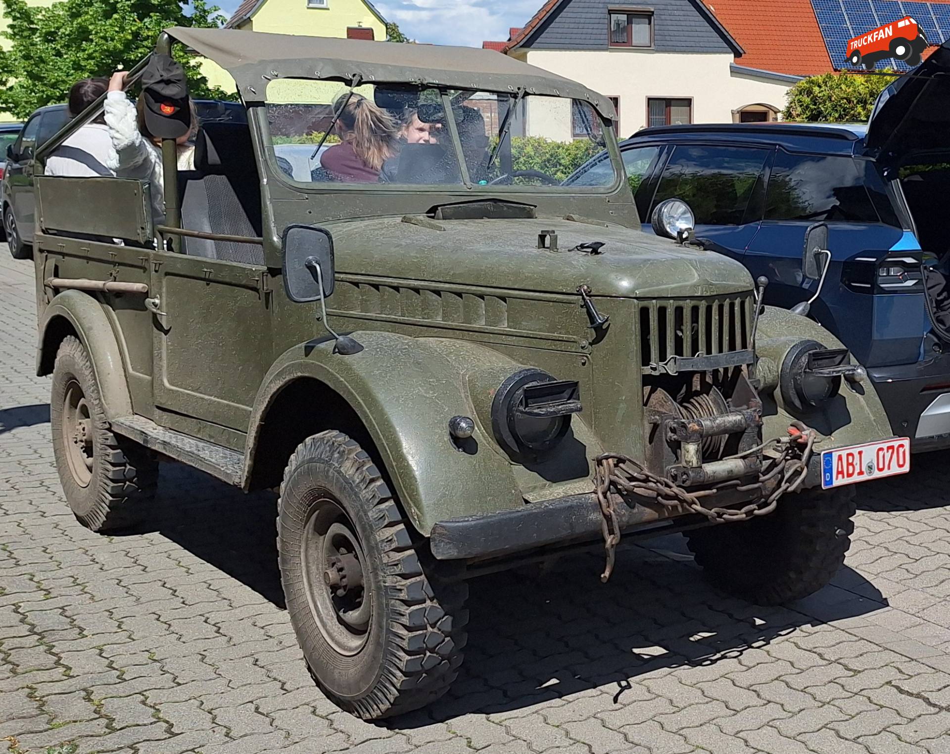 UAZ 69 op oldtimertentoonstelling in Löberitz