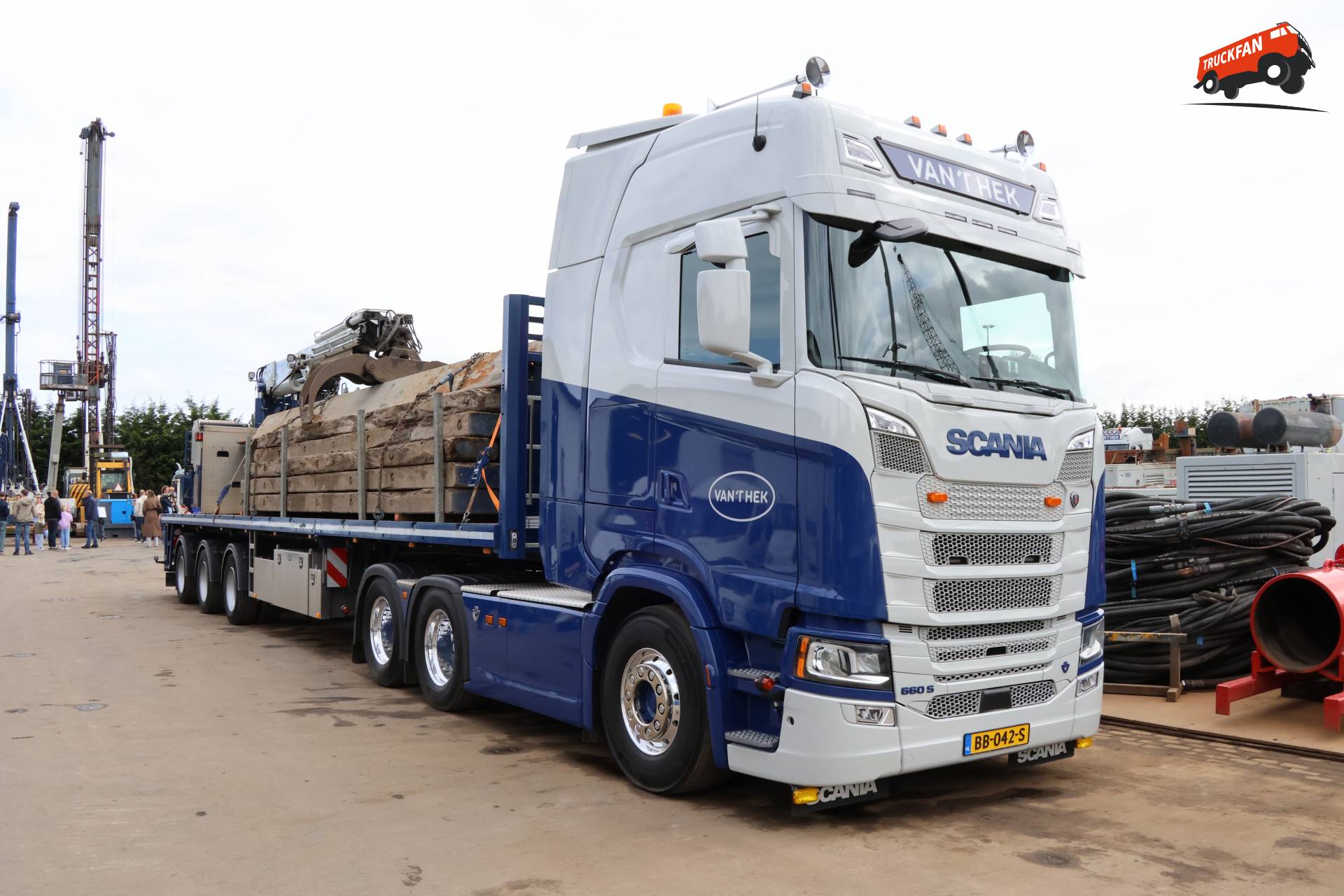 Scania 660S at the Open Day of 't Hek