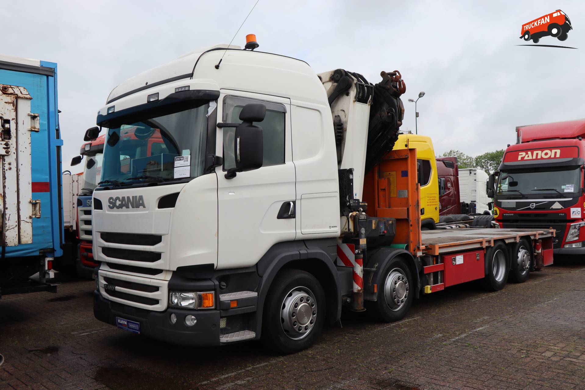 Scania R490 bij binnenkomst Kleyn Trucks