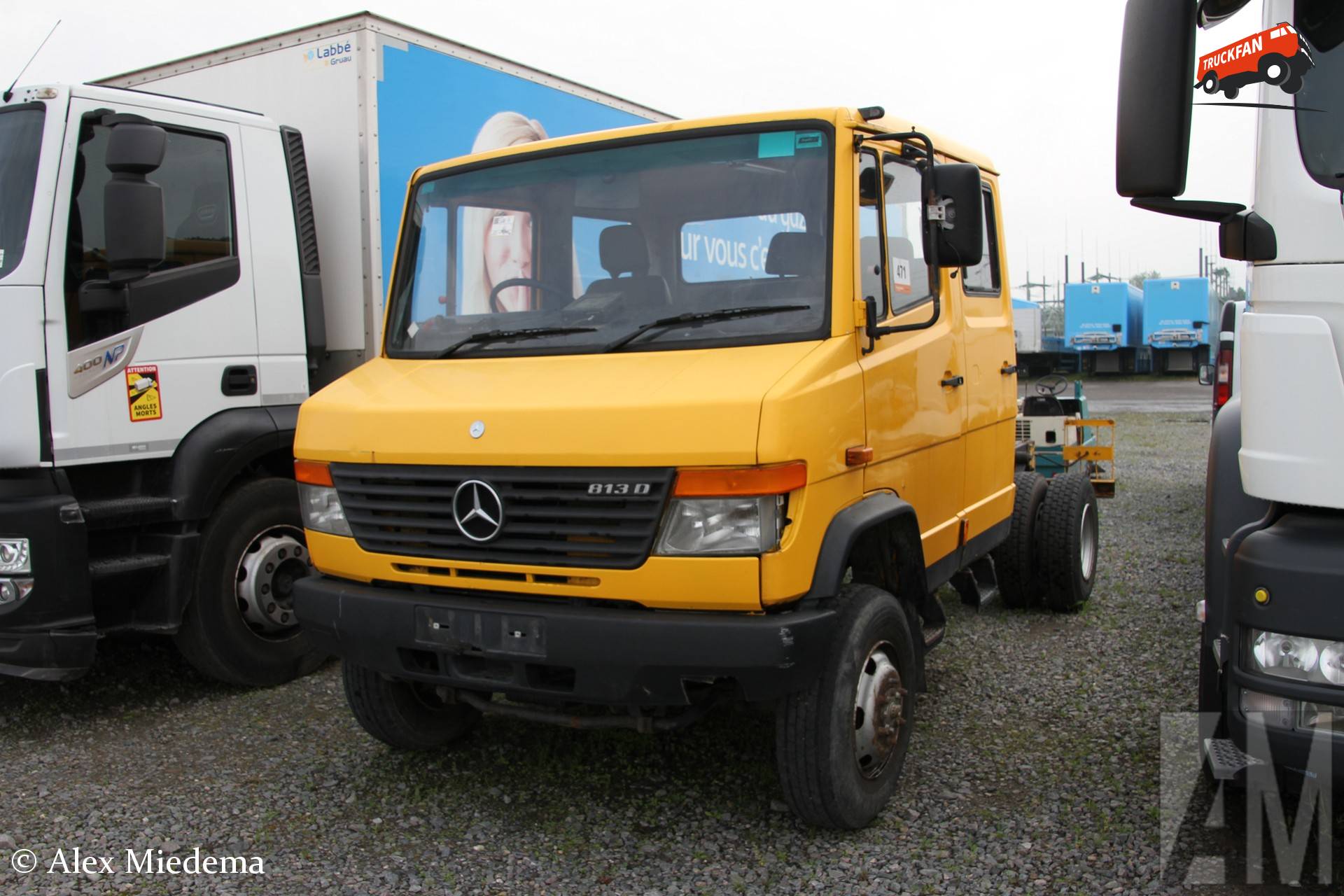 Mercedes-Benz Vario 813D in Moerdijk op 4 mei 2026