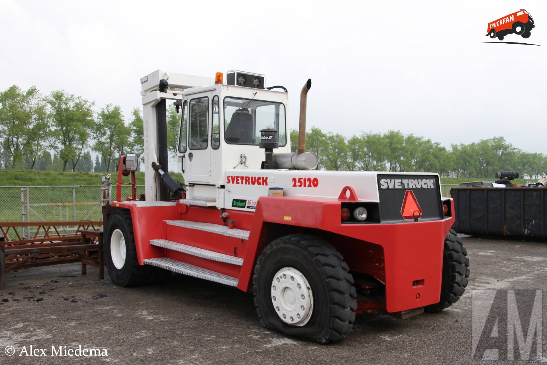 Svetruck 25120 van Brabant AG Industrie