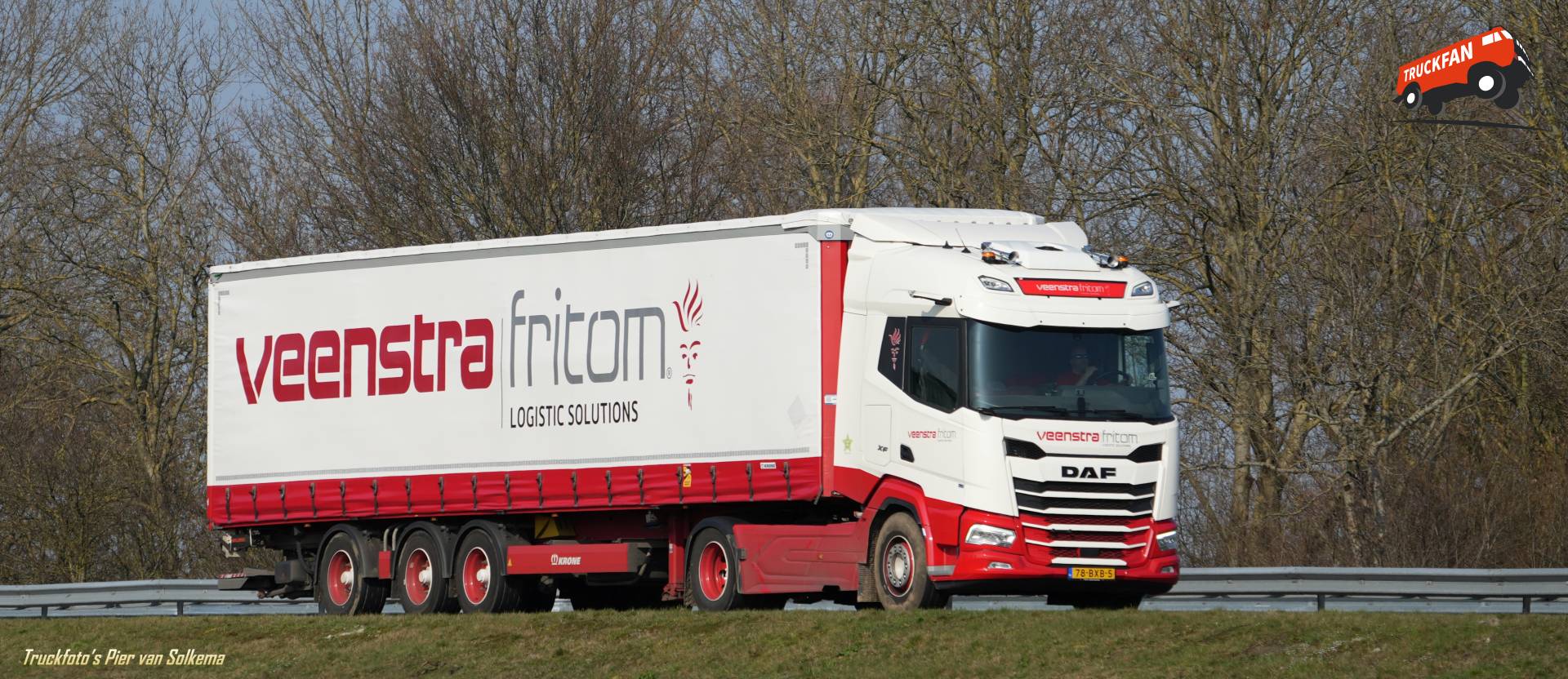 DAF XF truck bij A7 Sneek