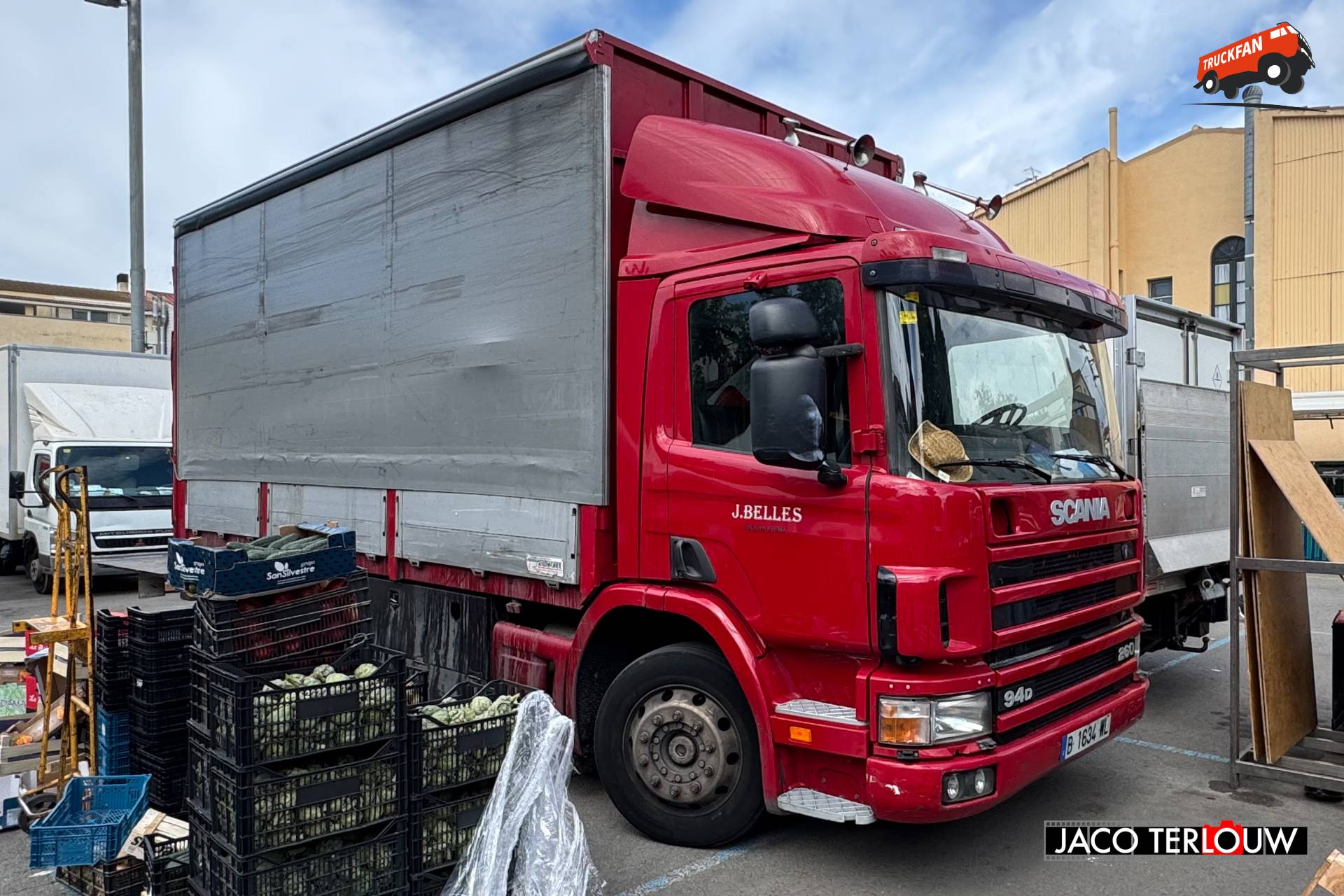 Scania P94 vrachtwagen in Malgrat de Mar