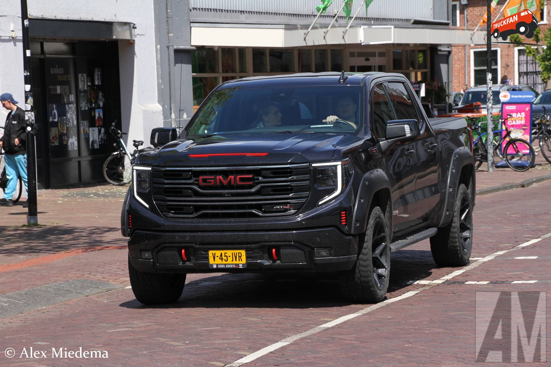 GMC Sierra 2024 in Franeker