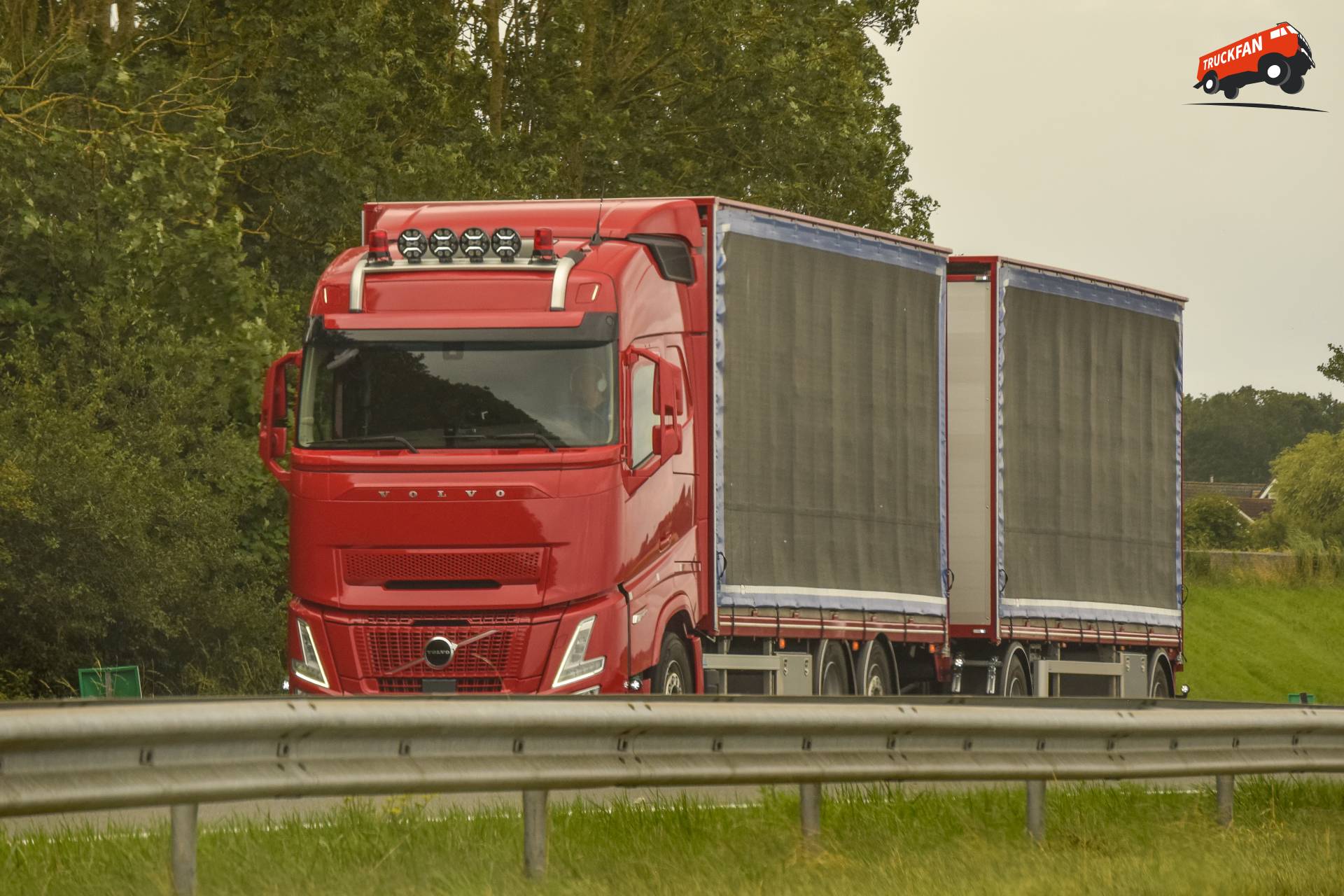Volvo FH Aero Plukon Dedemsvaart Blokker