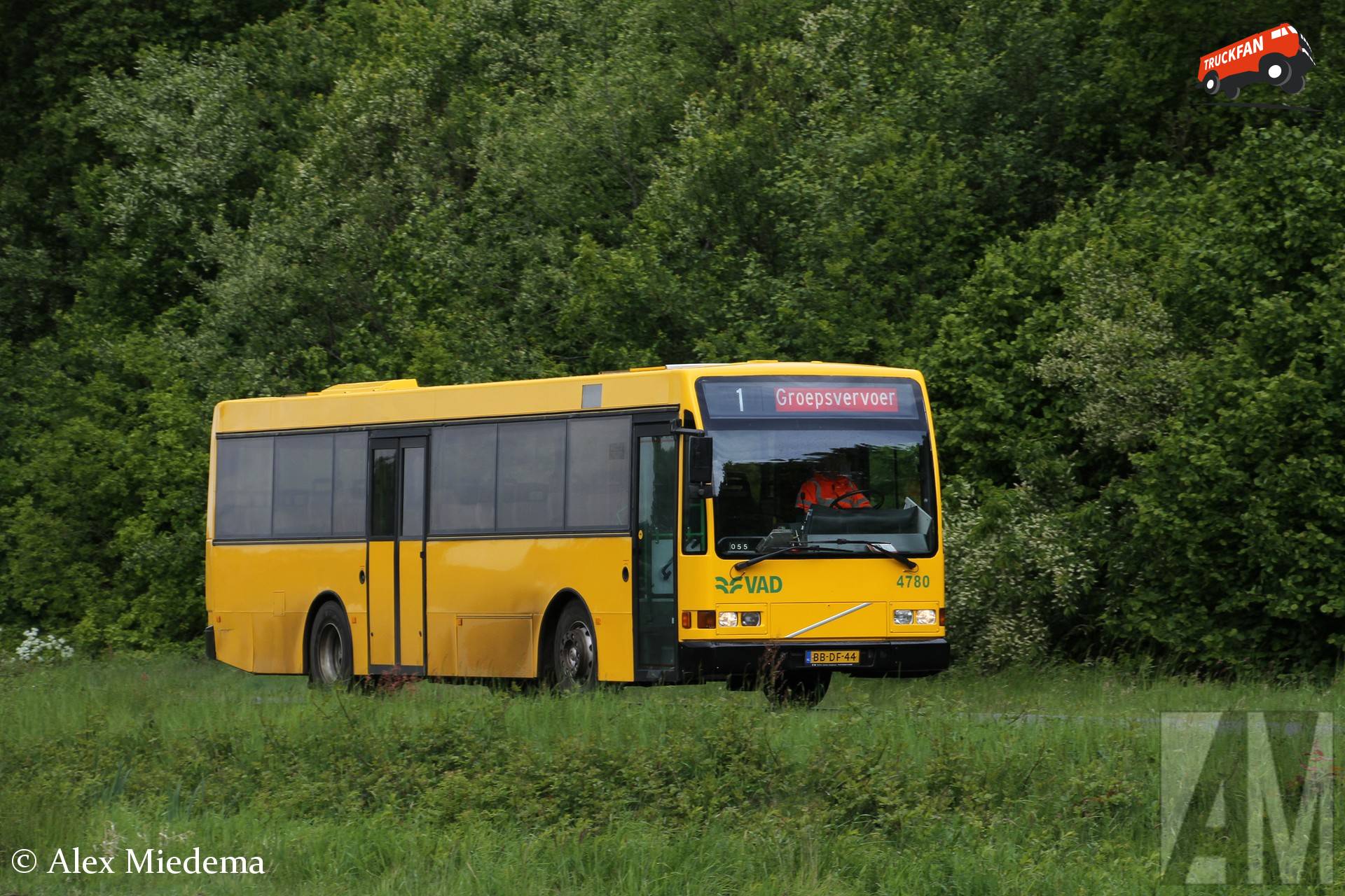 Volvo B10M Berkhof ST2000 bus bij Higro Markelo 2026