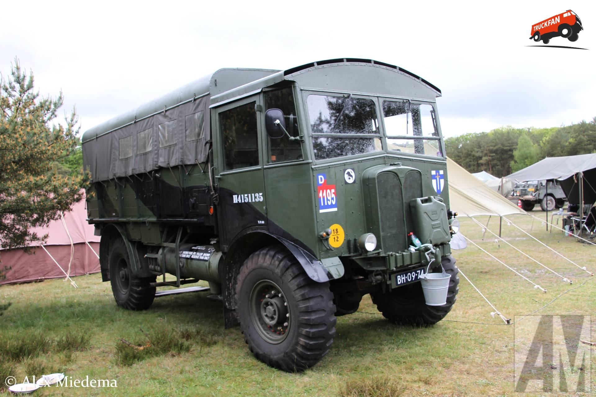 AEC Matador 0853 op militair oefenterrein