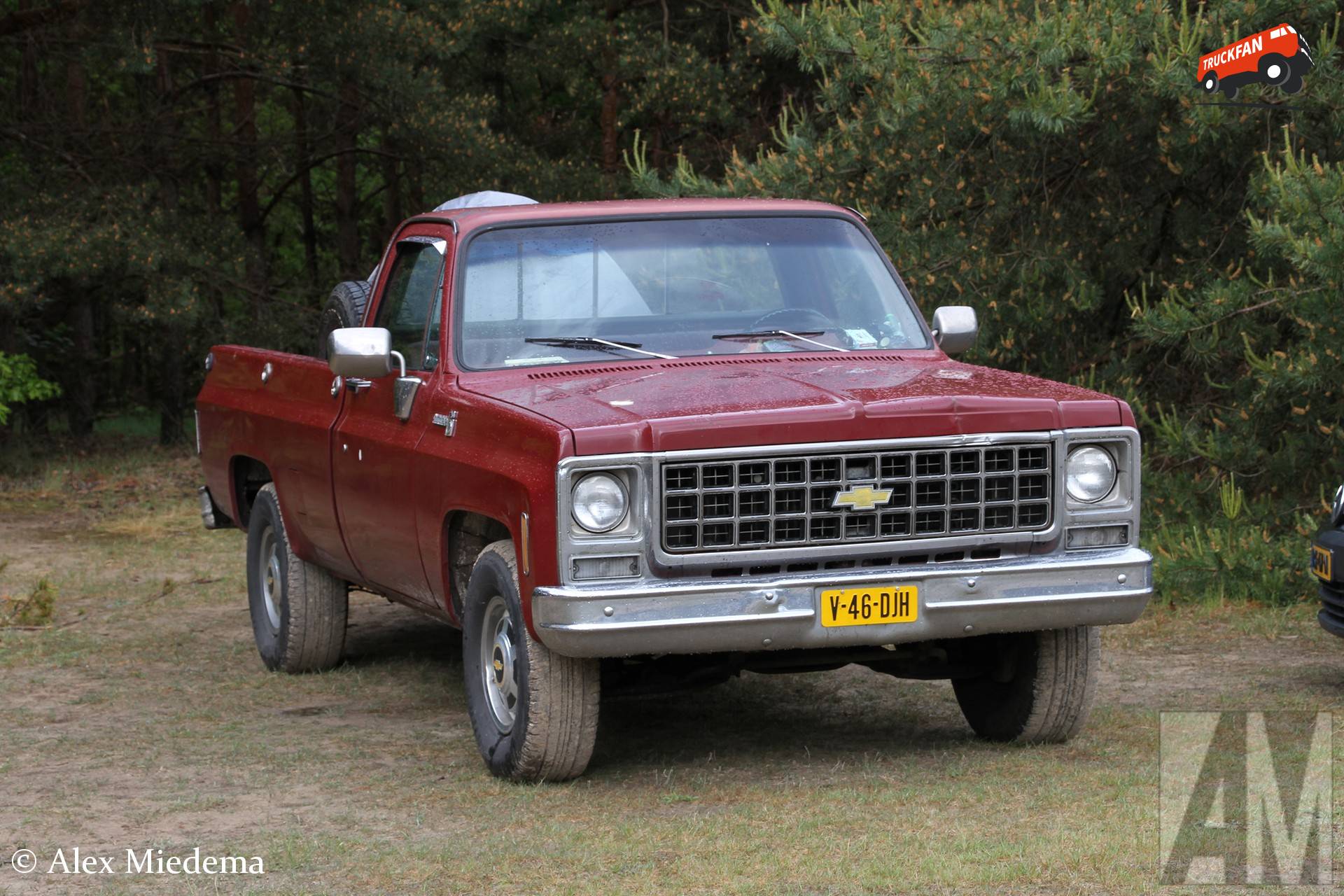 Chevrolet Scottsdale 20 uit 1980 op Dutch Peace Army evenement