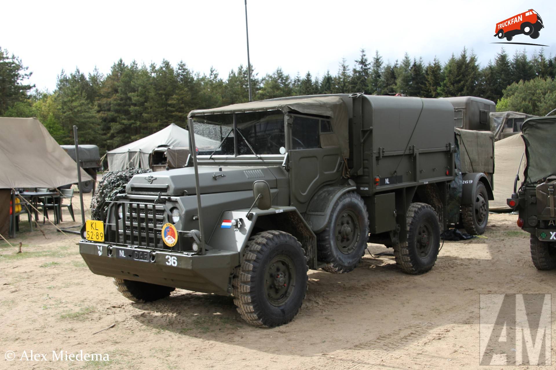 DAF YA 126 met Defensie Kenteken KL-52-89