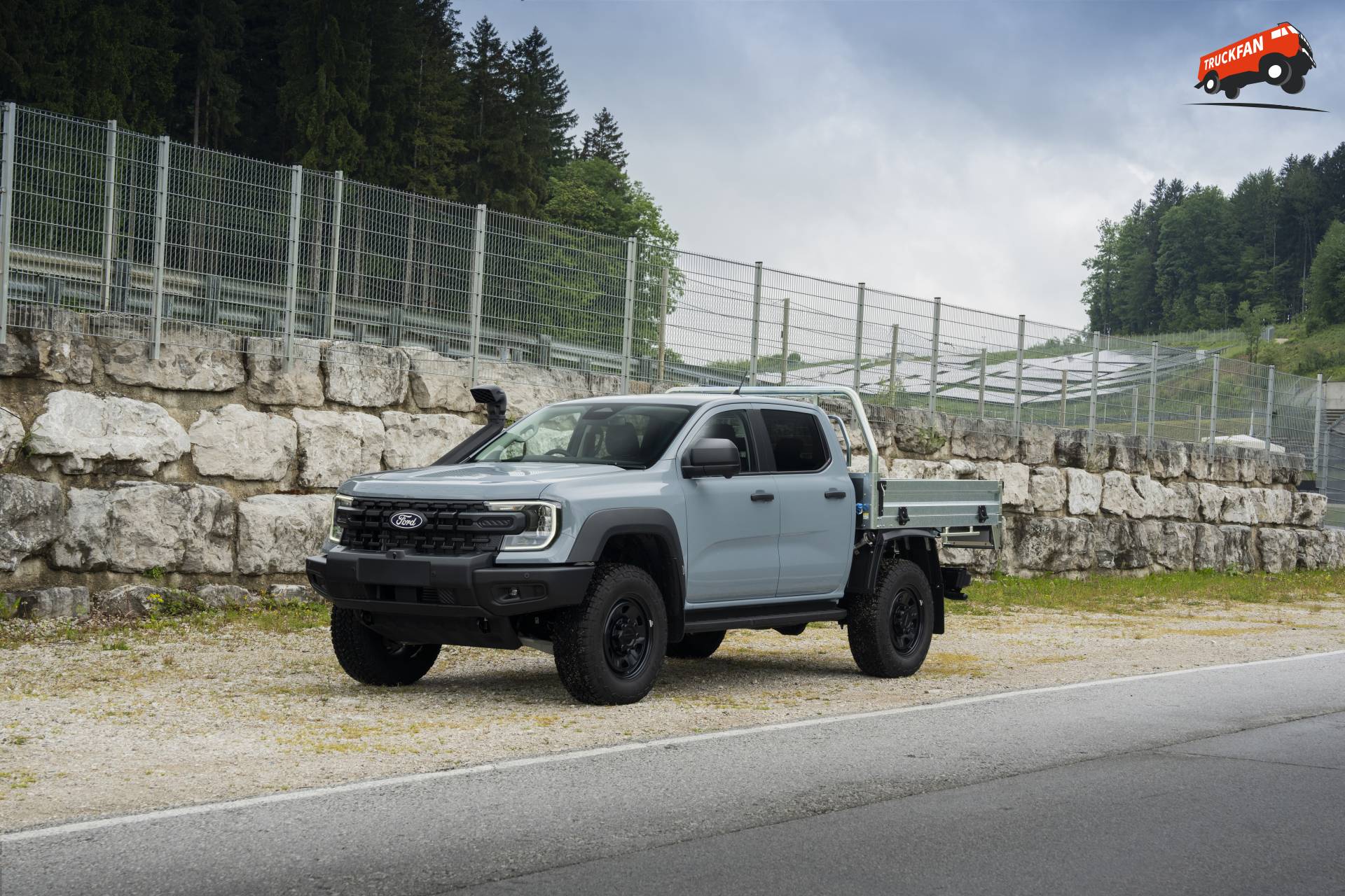 Ford Ranger Super Duty pick-up truck