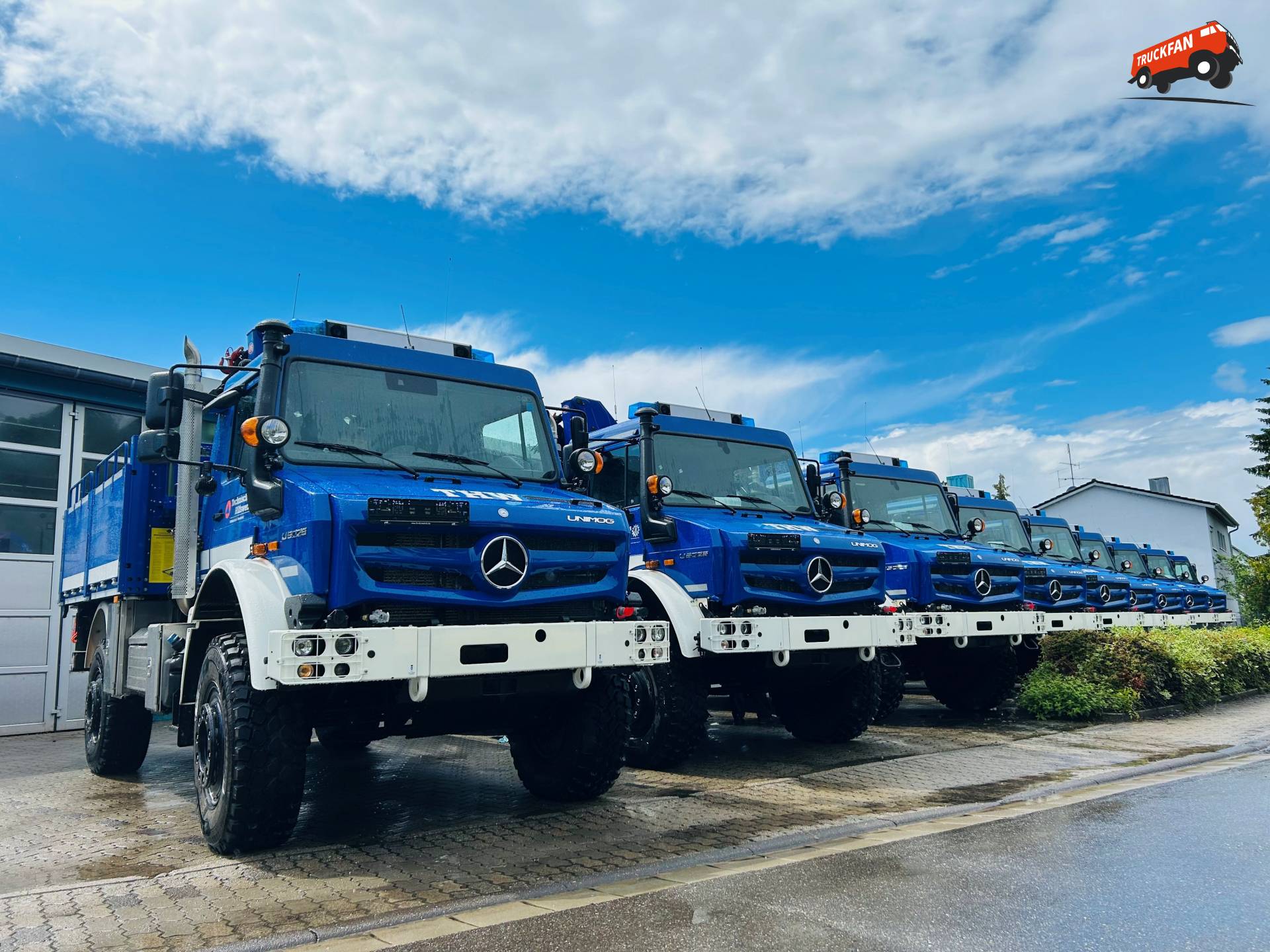 66 nieuwe Unimog U 5025 hulpverleningsvoertuigen voor THW