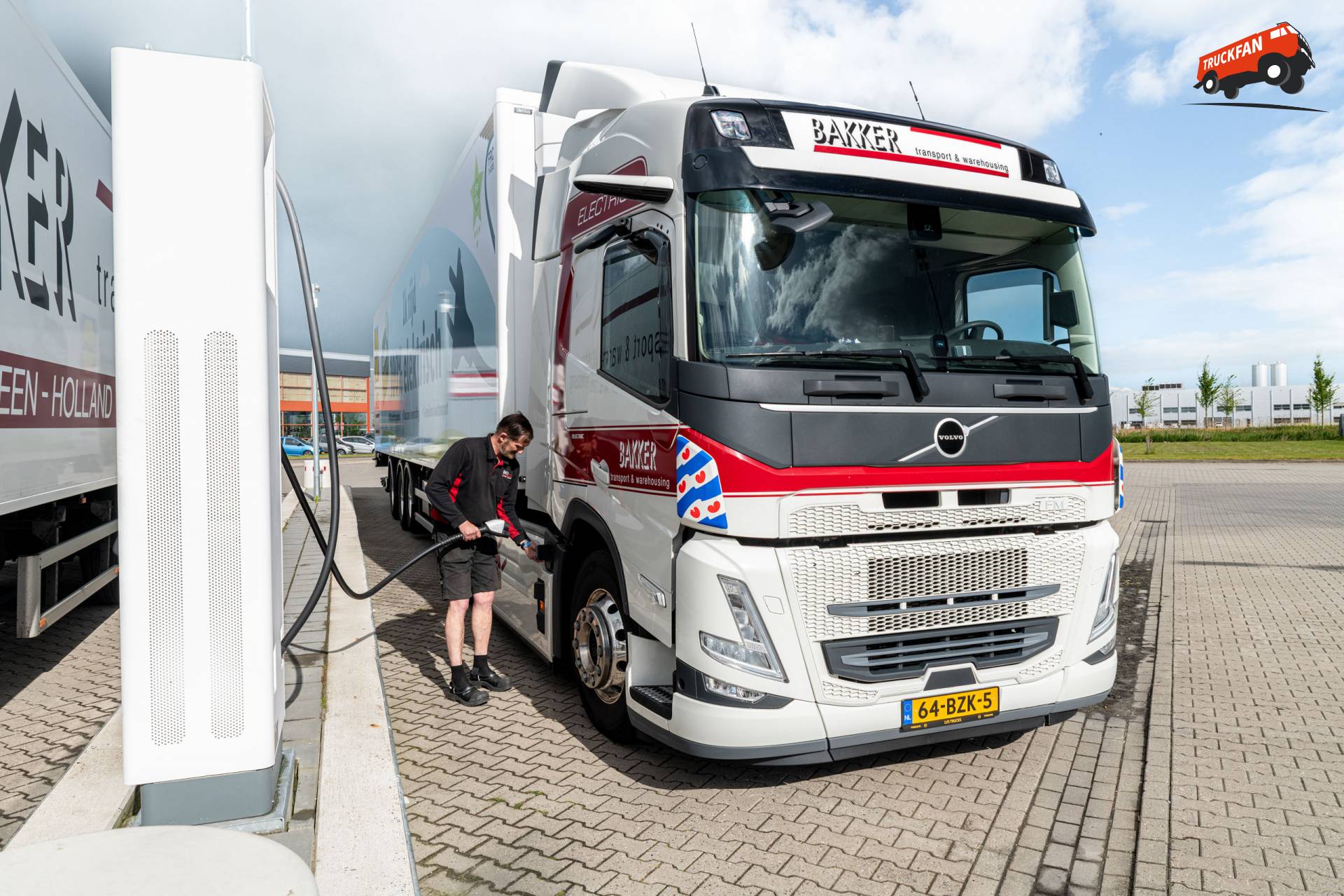 Elektrische Volvo FM truck geleverd door LVS Trucks