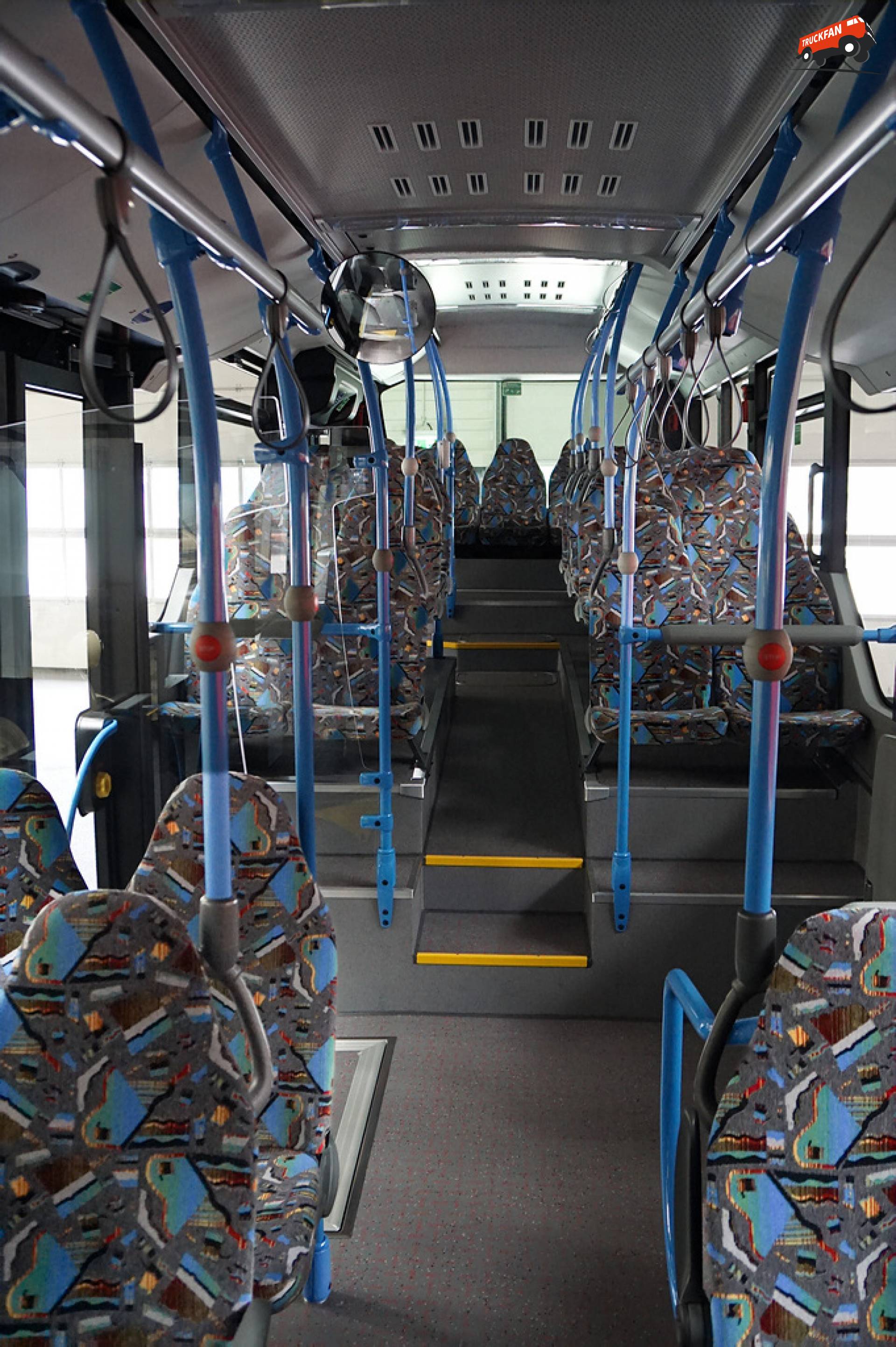 Overdracht van vijf Mercedes-Benz Citaro LE hybride bussen