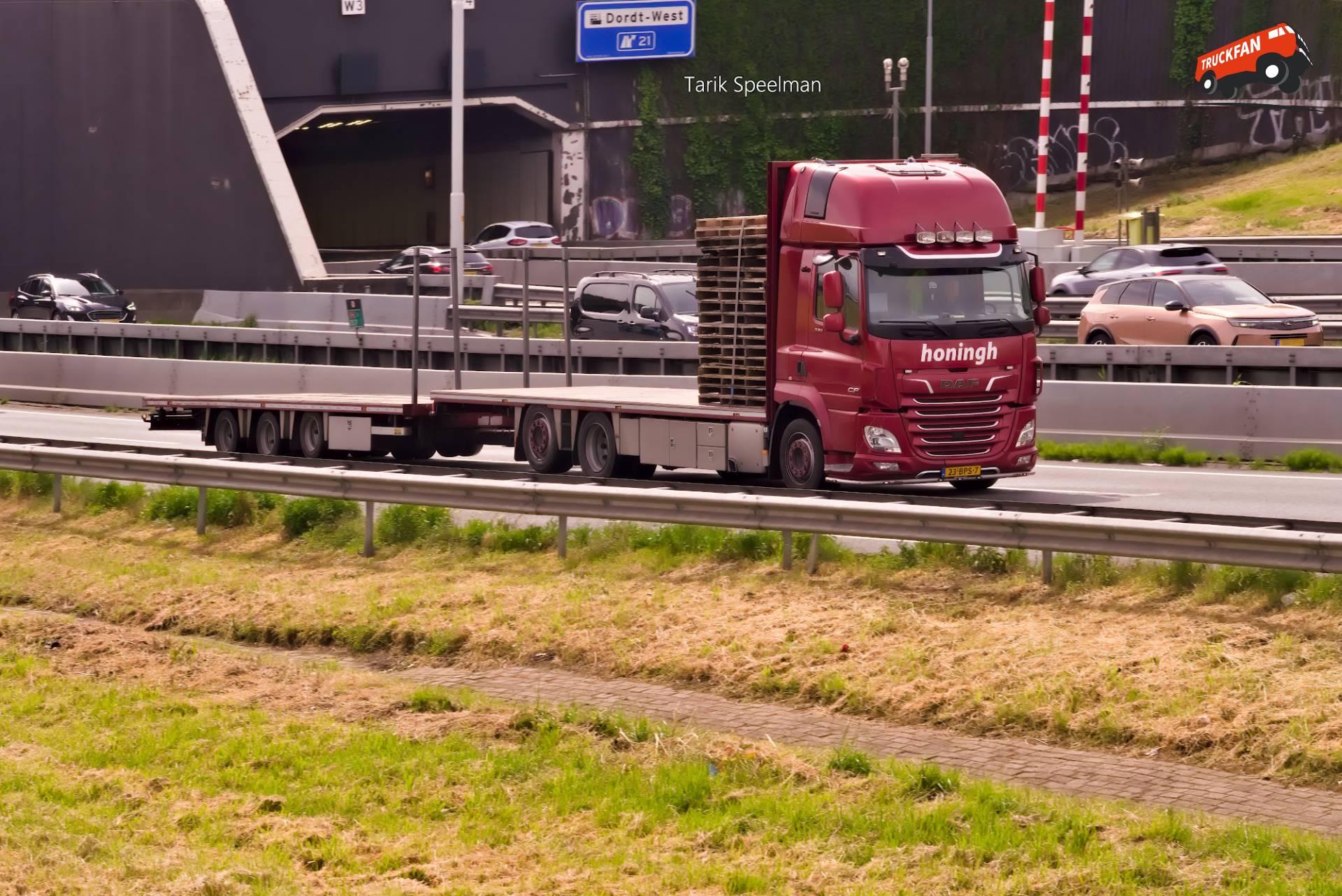 DAF CF Euro 6 vrachtwagen met kenteken 23-BPS-7