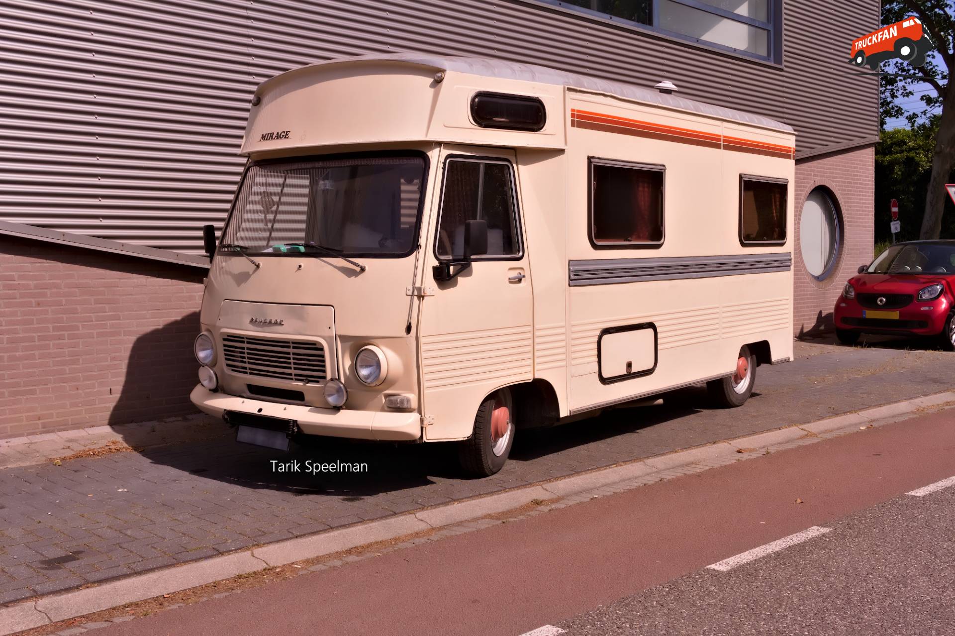 Peugeot J7 camper in Zwijndrecht