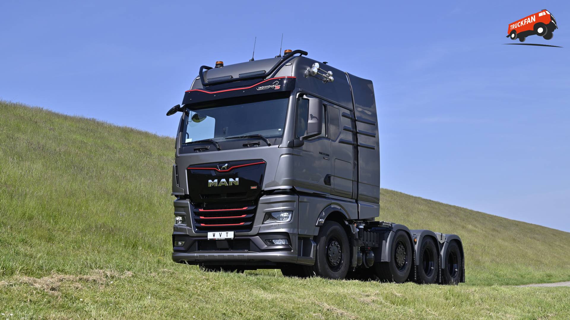 MAN TGX 37.580 zwaar transport trekker