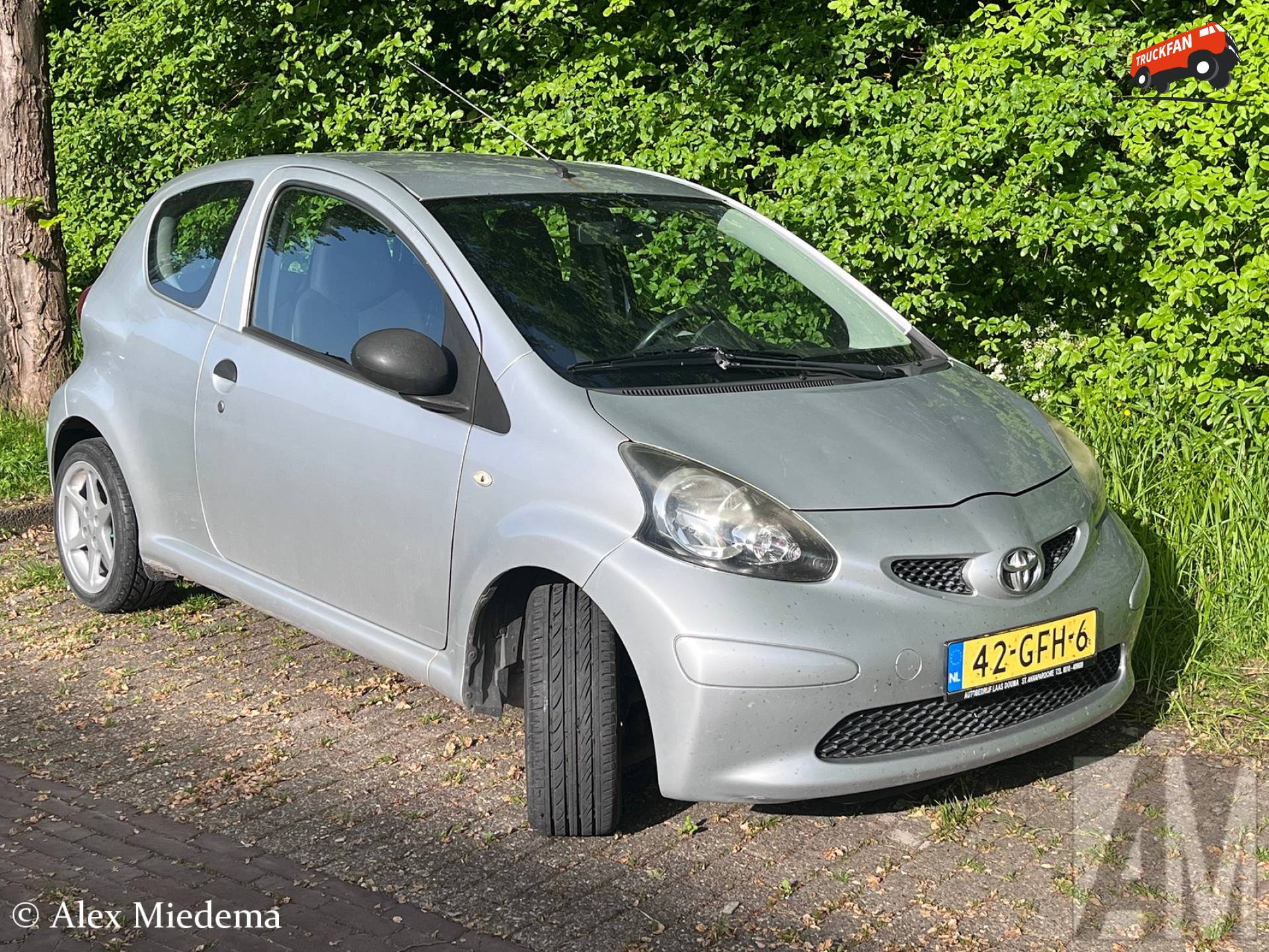 Toyota Aygo leenauto van Autobedrijf Laas Douma
