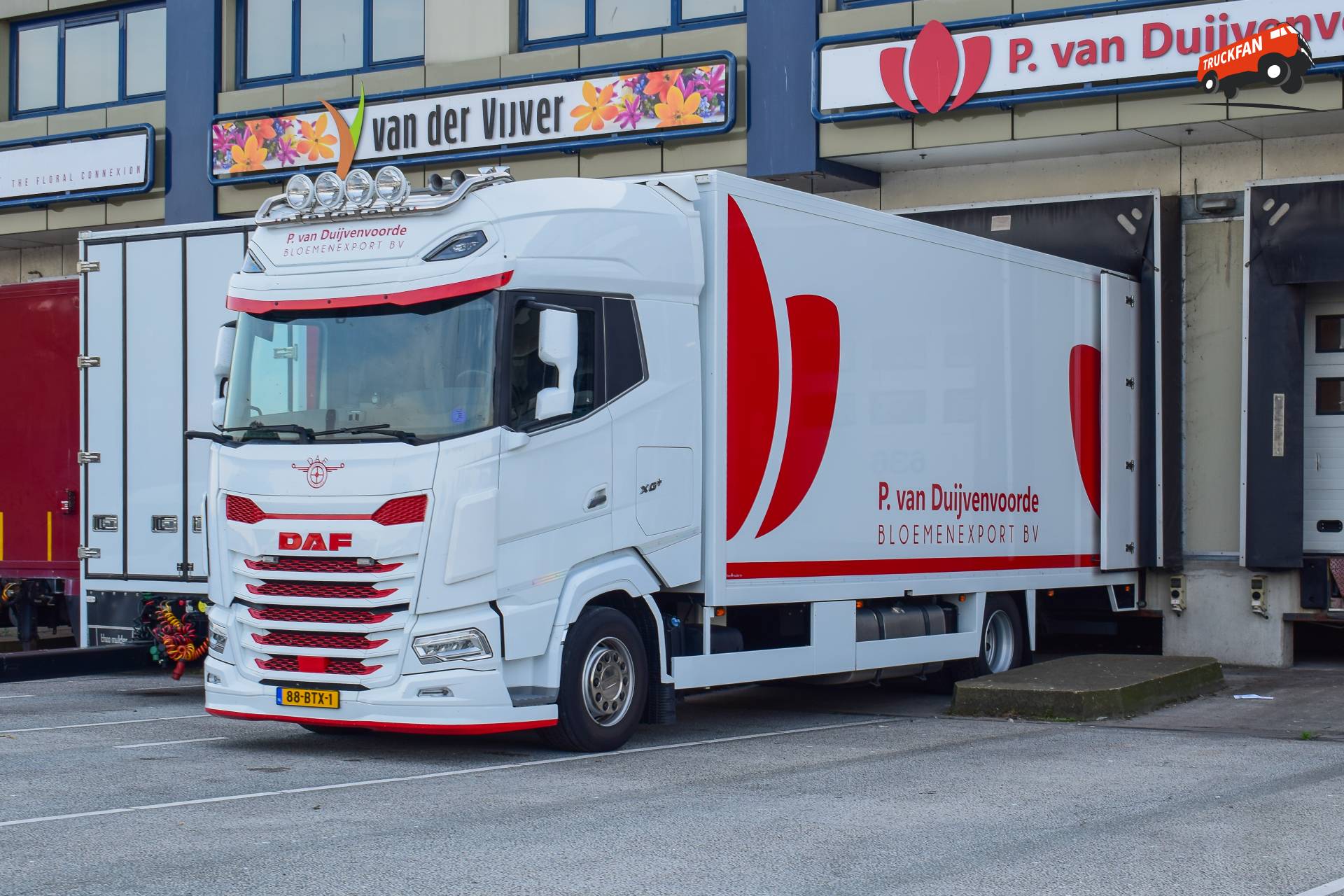 P. van Duijvenvoorde Bloemenexport - TruckFan