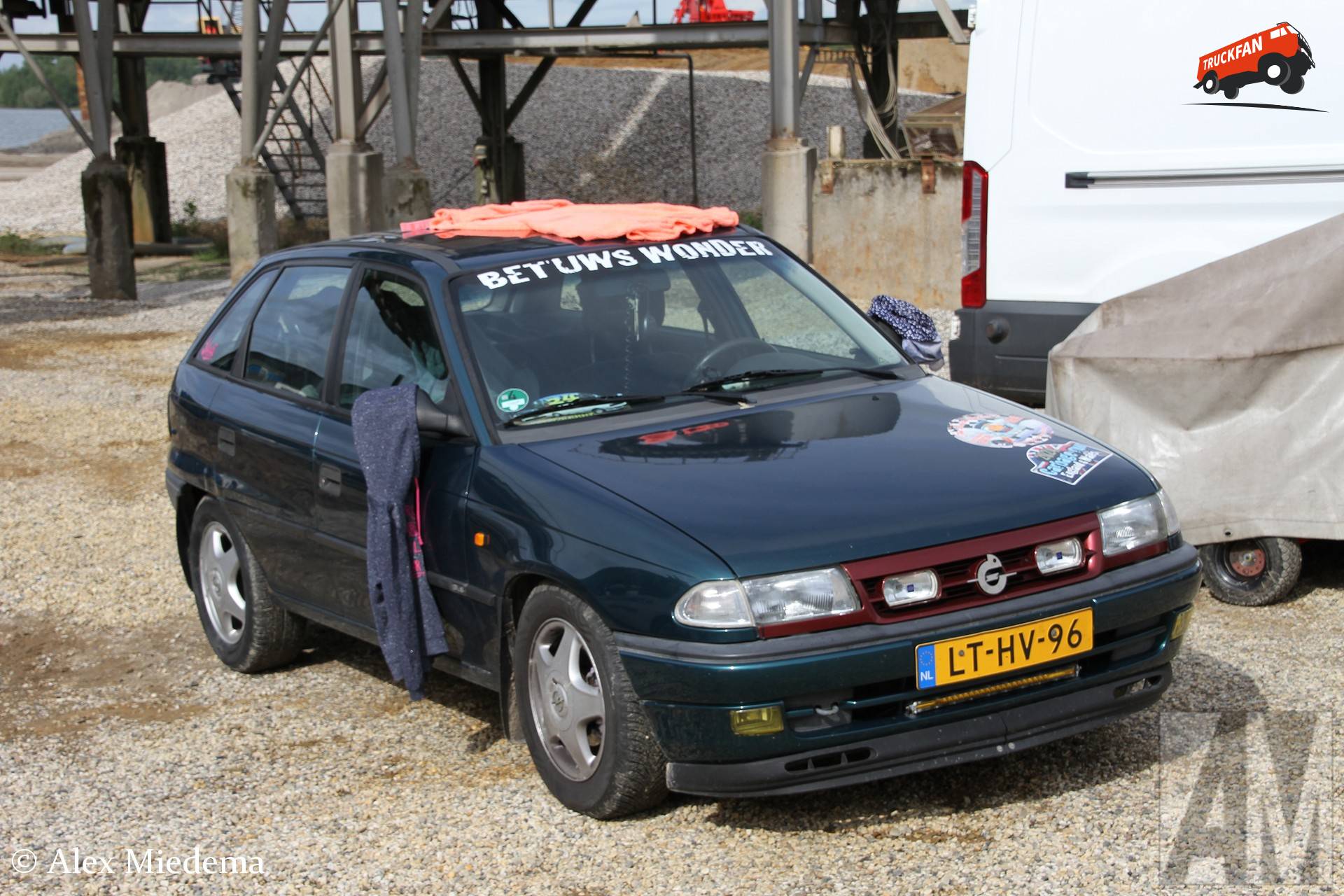 Opel Astra F bouwjaar 1995 in Markelo