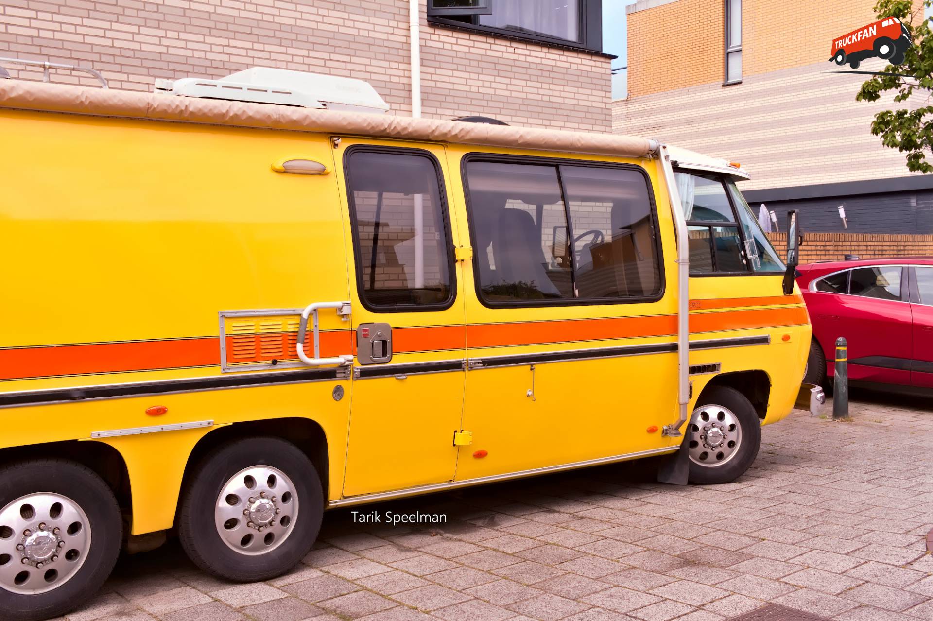 GMC Eleganza II 260 camper in Dubbeldam