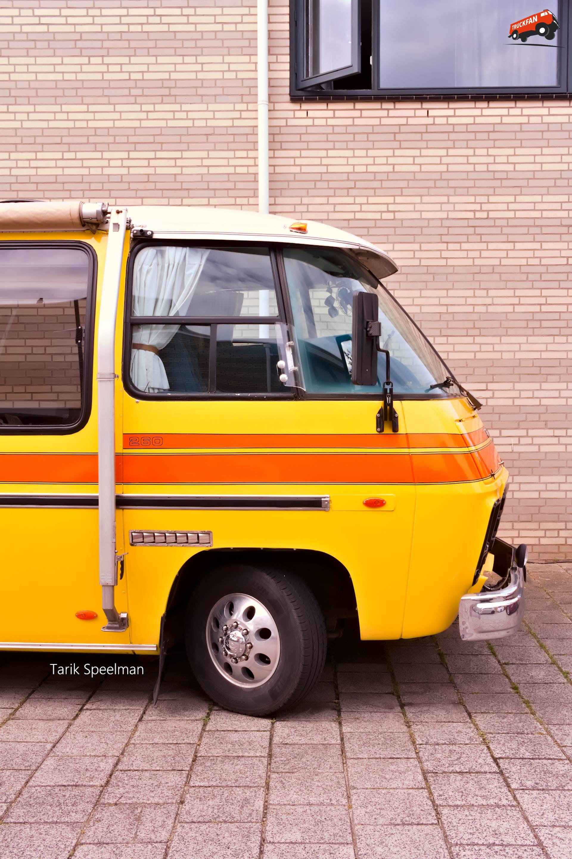 GMC Eleganza II 260 Camper in Dubbeldam