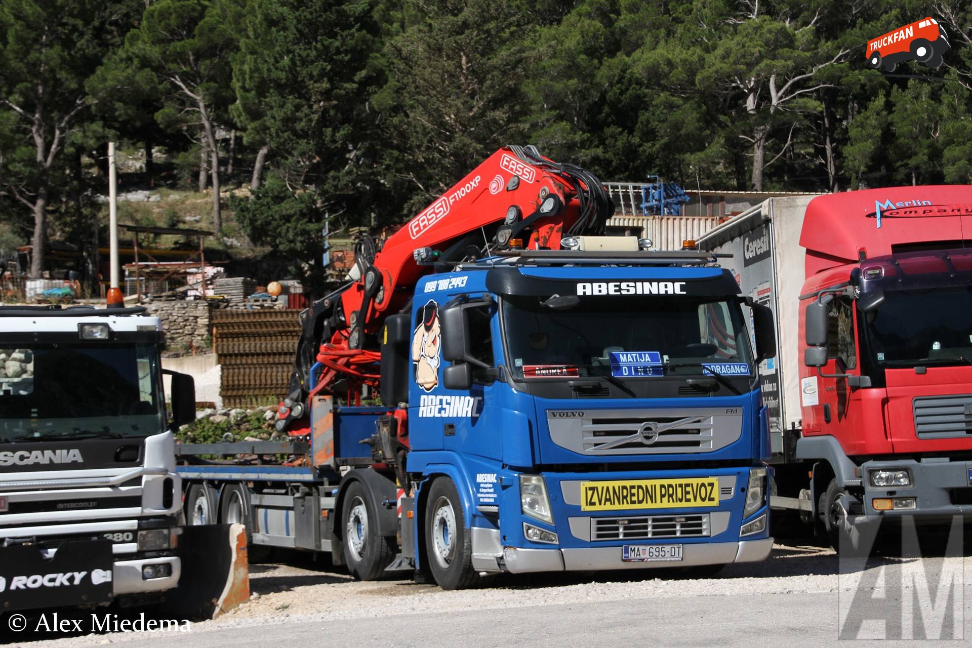Volvo FM vrachtwagen met Fassi F1100XP laadkraan