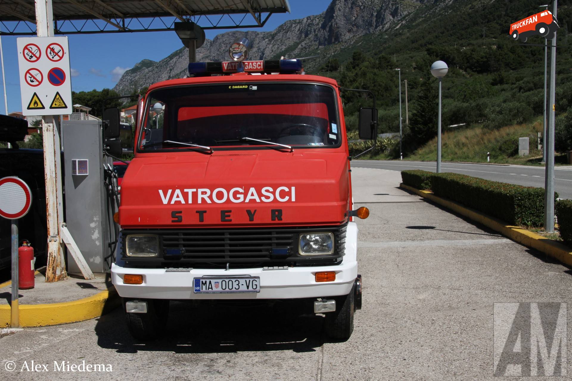 Voormalige Oostenrijkse brandweerwagen TLF 2000 in Kroatië