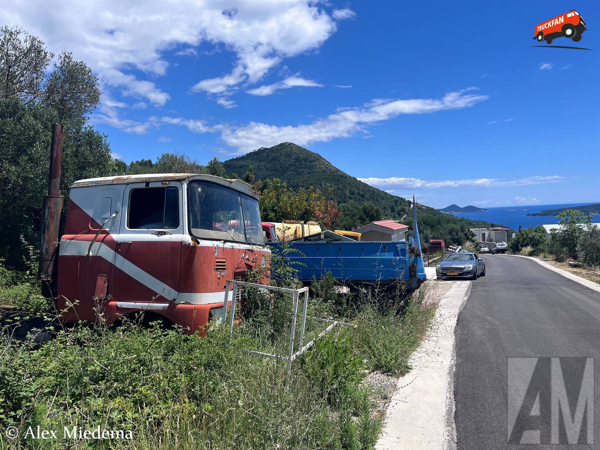 Mack F-serie truck in Trsteno, Kroatië